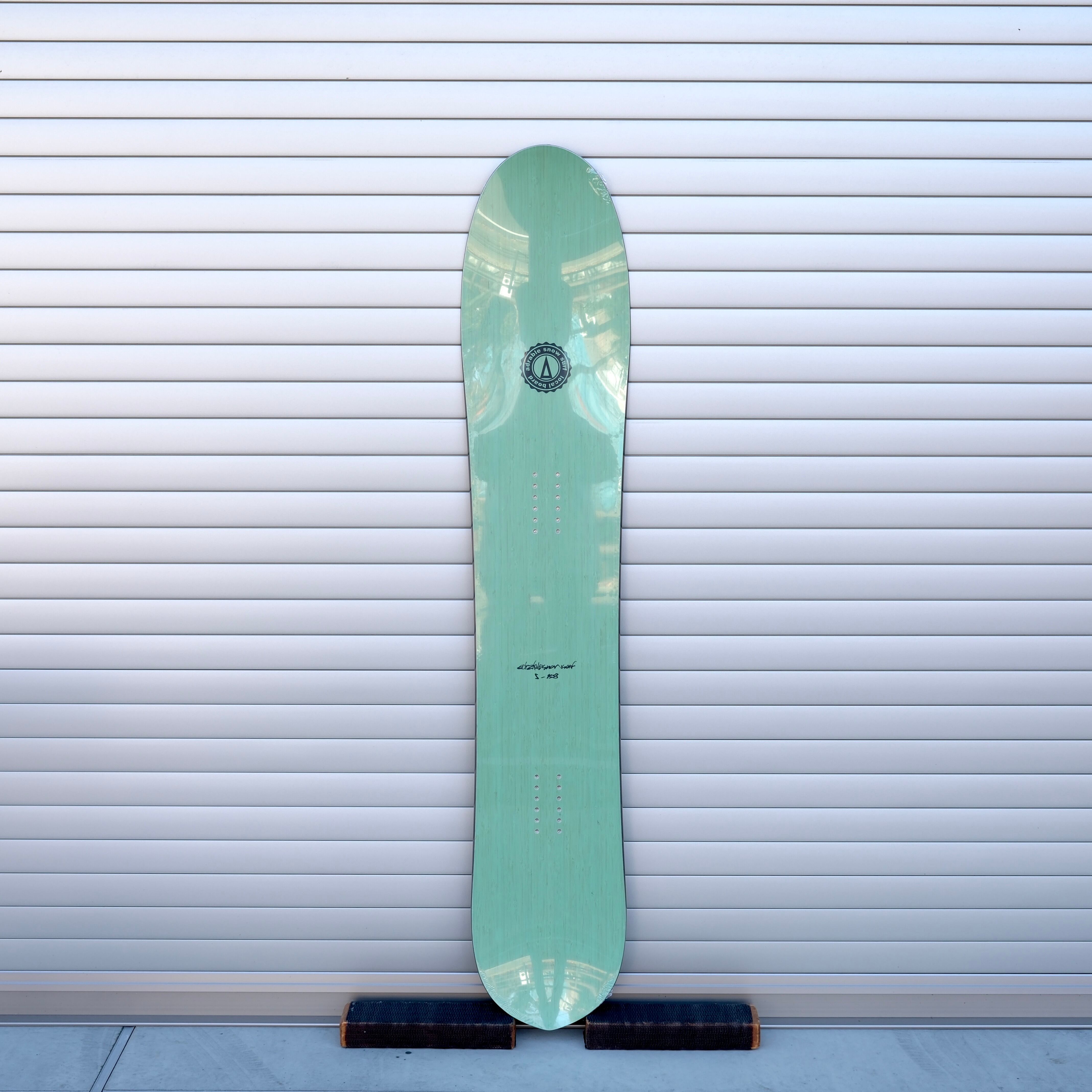 ADRABLE F-142 & F-152 NEW BLACK | FAMILY SNOWSURFERS