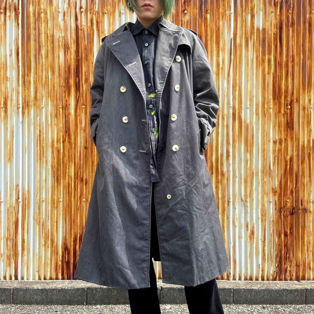 Original 後染め ダークグレー ビンテージ 英国製 Burberry S バーバリー トレンチコート レディースxl相当 古着 ロングコート マキシコート ヴィンテージ 裏地バーバリーチェック 灰色 コート Al2110 Cave 古着屋 公式 古着通販サイト 30 Off Sale開催中