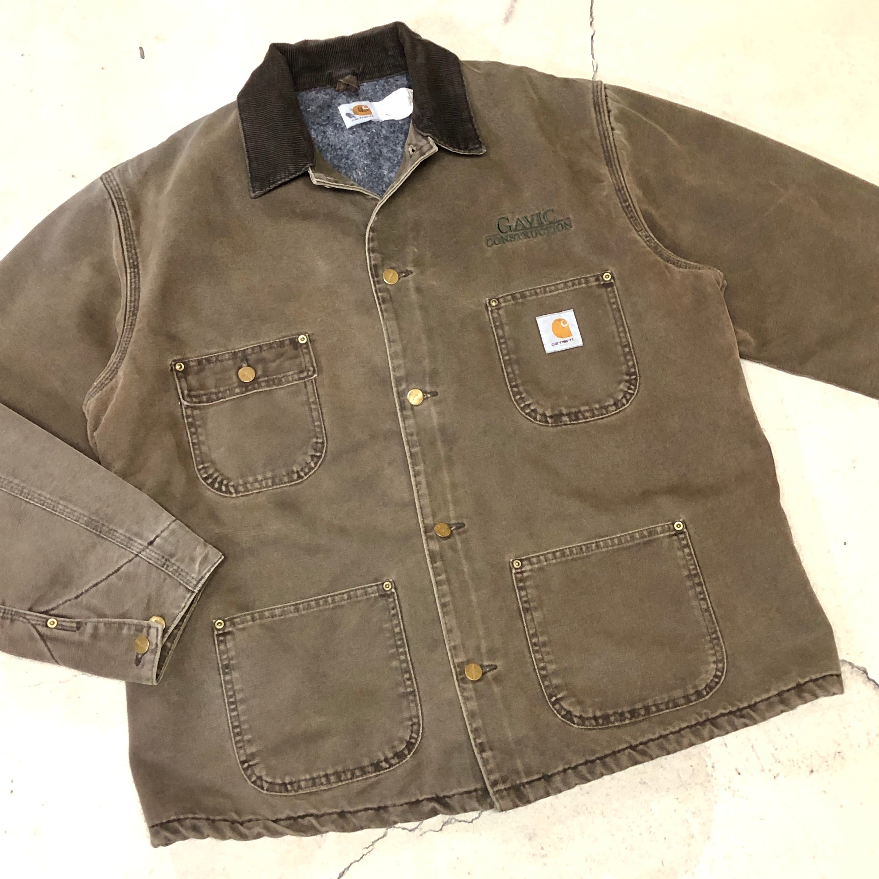 carhartt chore coat フェード ダメージ 汚れ ダック ボロ ⊕CARHARTT DUCK CHORE COAT BROWN L USA | safarionline