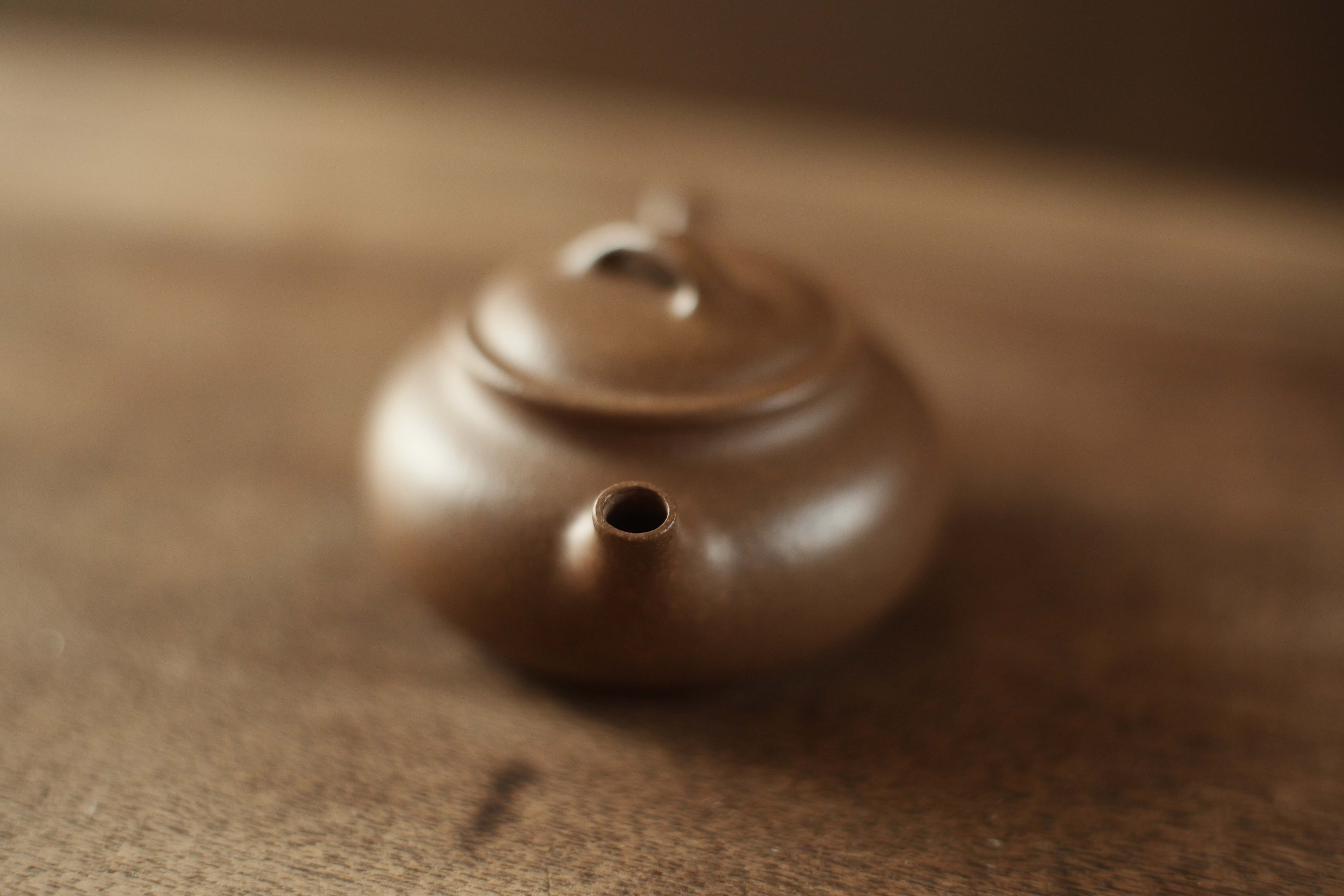 宜興紫砂壺「湯婆」・黄龍山老段泥 | 北白川糕糰店