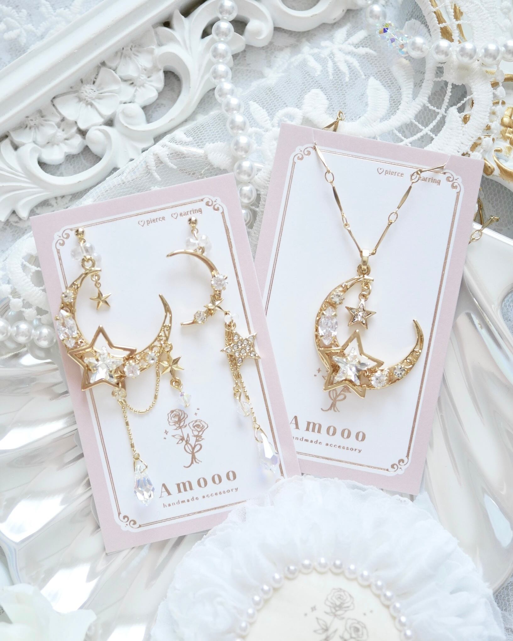 7712 ルナグロウクリスタルアシメピアス/イヤリング | Amooo