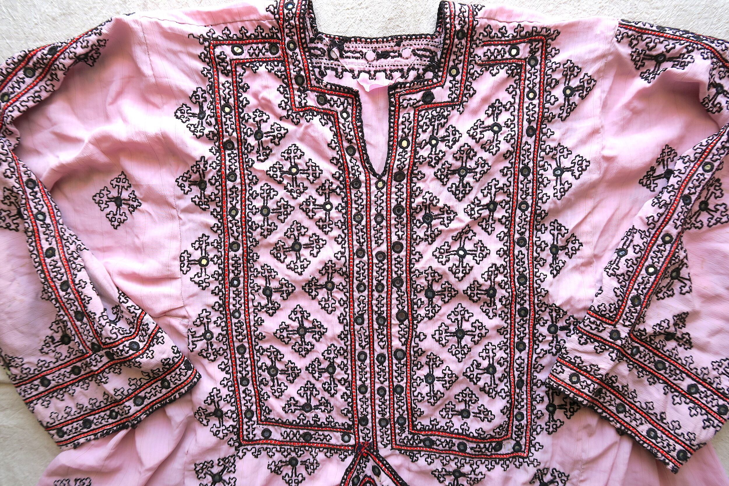 バロチスタンドレス(チェリーブロッサム)