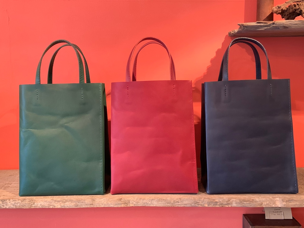 牛革の紙袋のような革袋・B5タテ/ボルドー