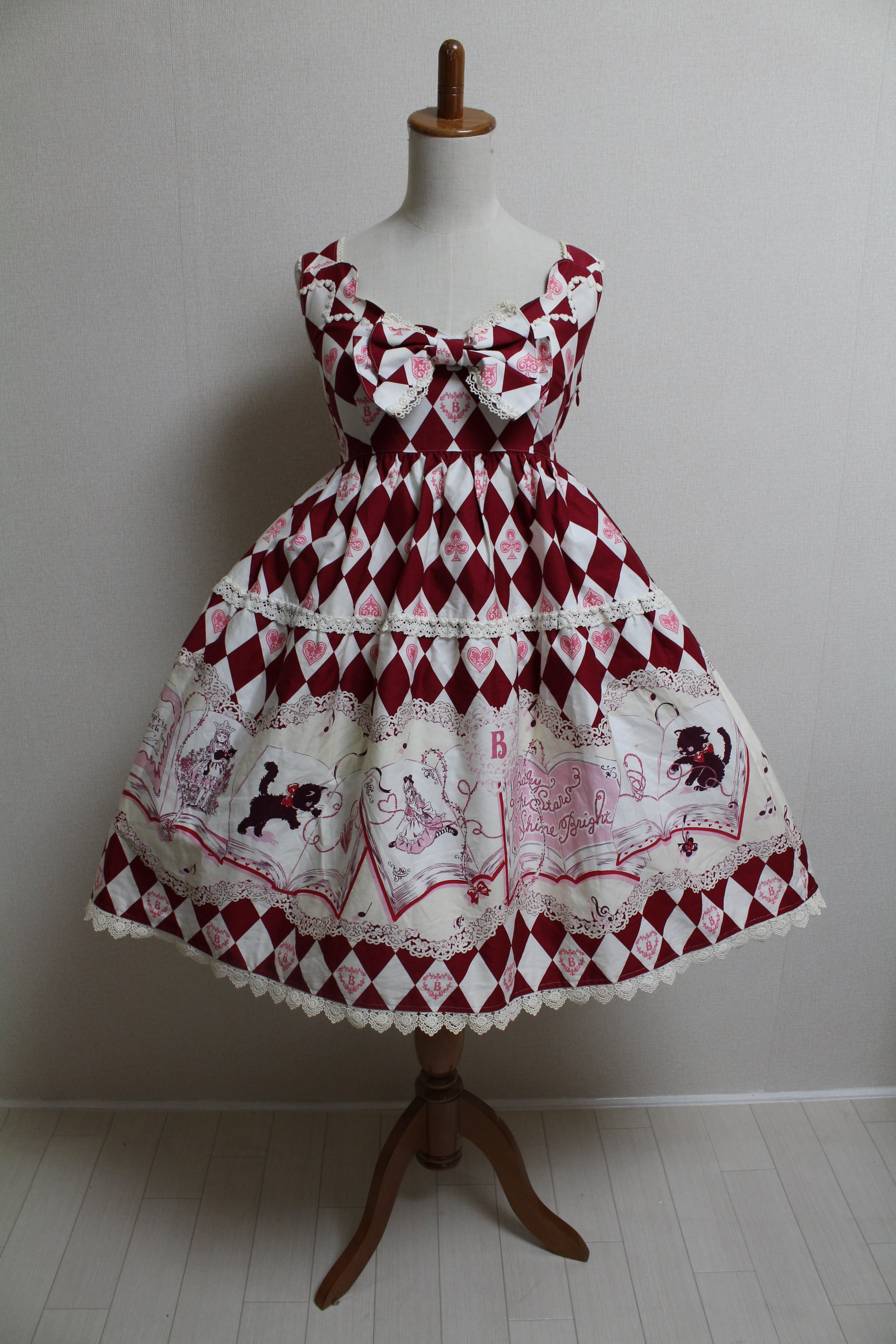 BABY, THE STARS SHINE BRIGHT にゃんとも可愛いアリスと黒猫柄JSK