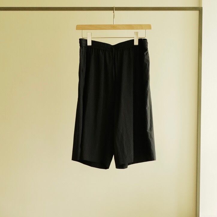 ATON｜ TRAVEL NYLON EASY SHORTS | HJ GALLERY
