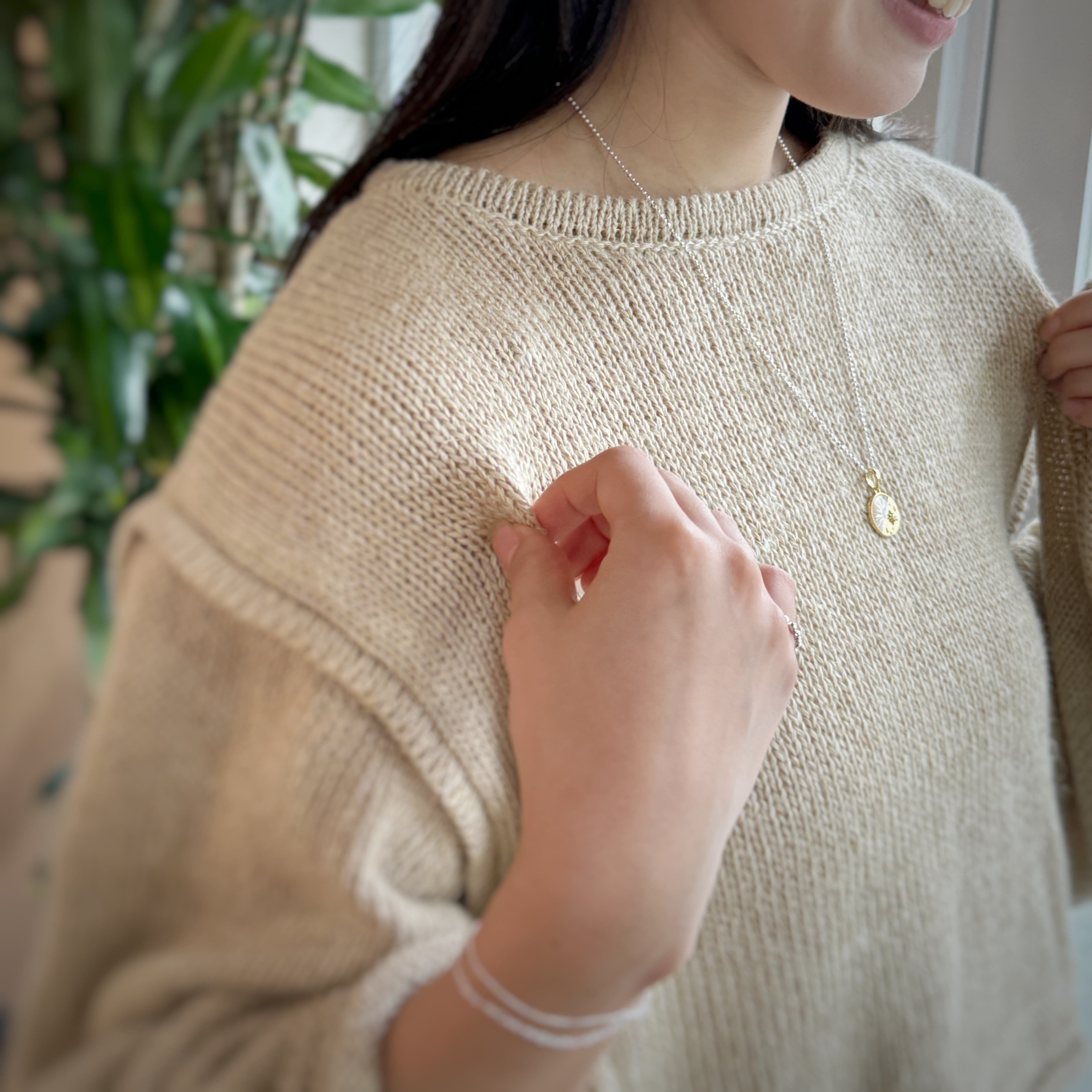 Gold Coating 白蝶貝 ユニバースラウンド プレート ペンダント