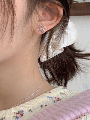 【即納商品】petite flower pierce