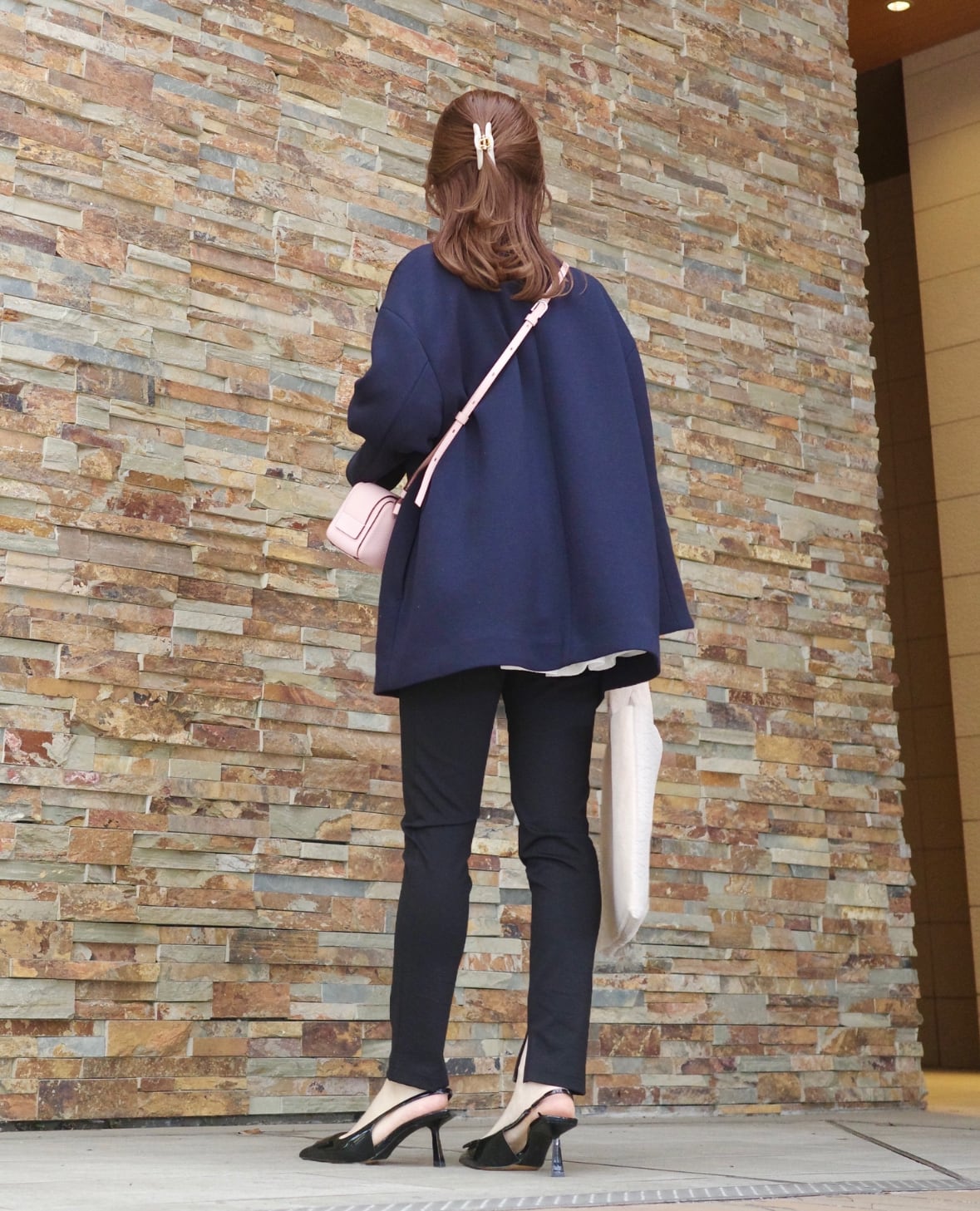 twinkle slim fit pants / black | hitomi