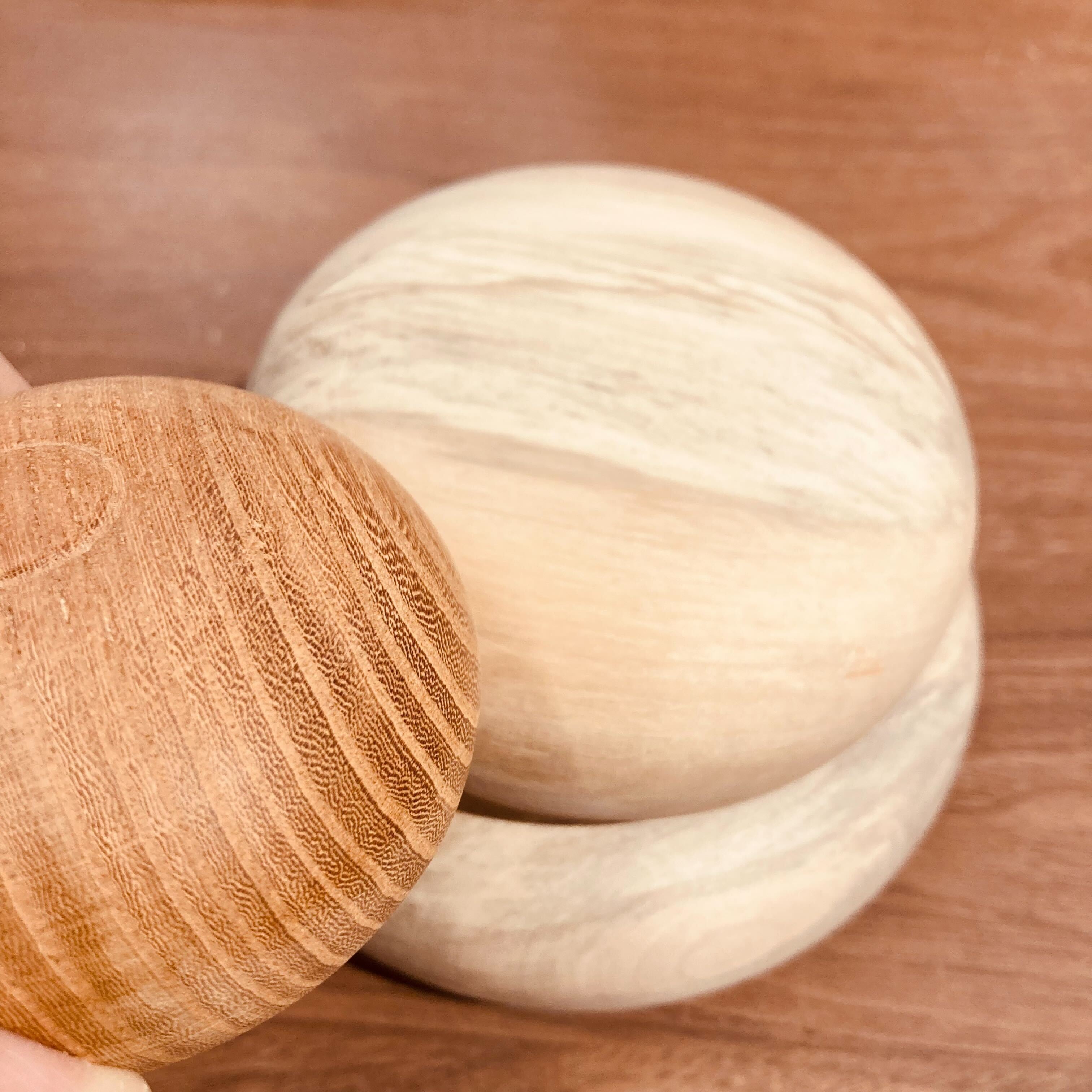 tivoli wood works / tivoli no okagami 木製鏡餅 | sotosotodays