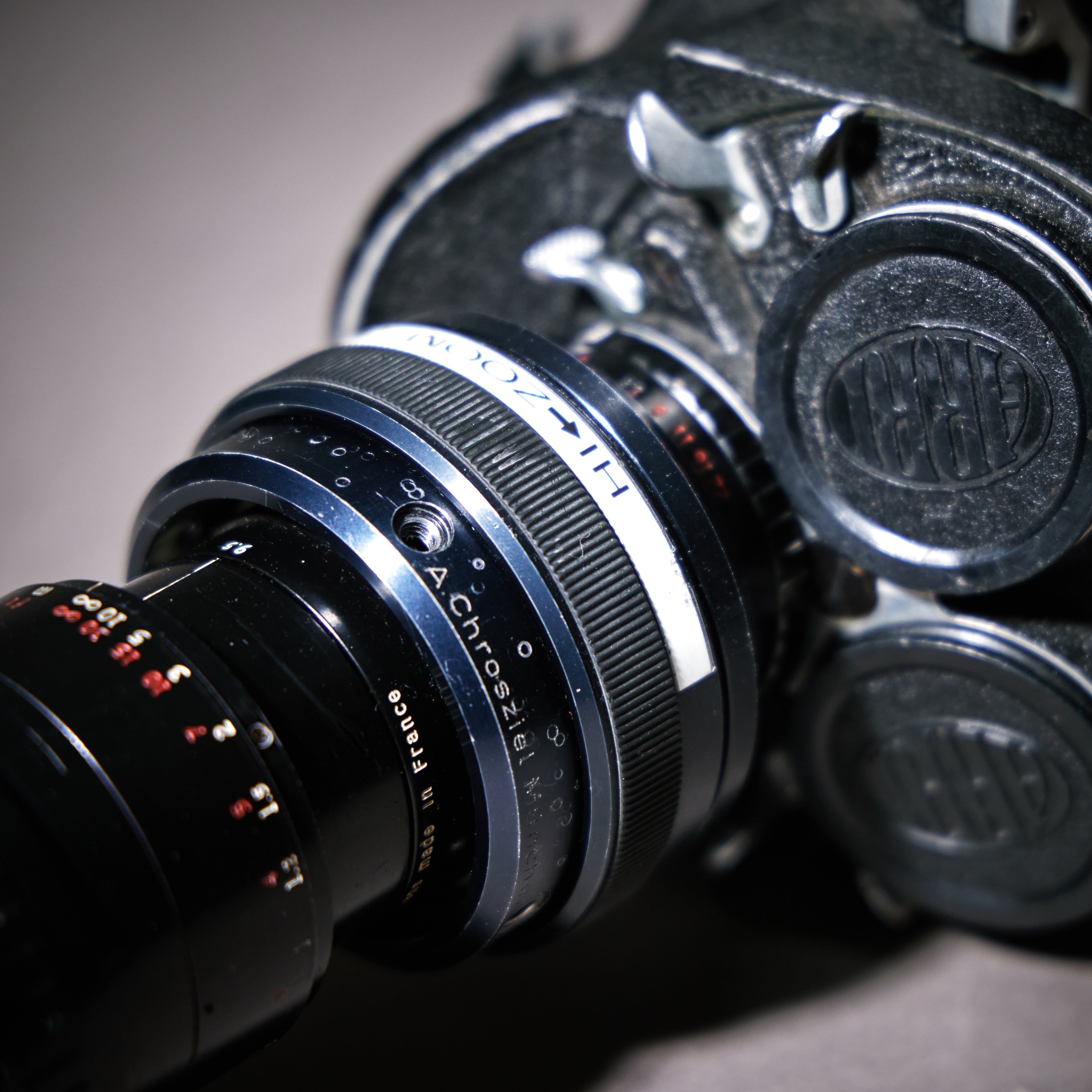 【期間限定】動作品　Arriflex 16ST セット Arriflex 16ST 16mmフィルムビデオカメラ 希少品アリ - メルカリ