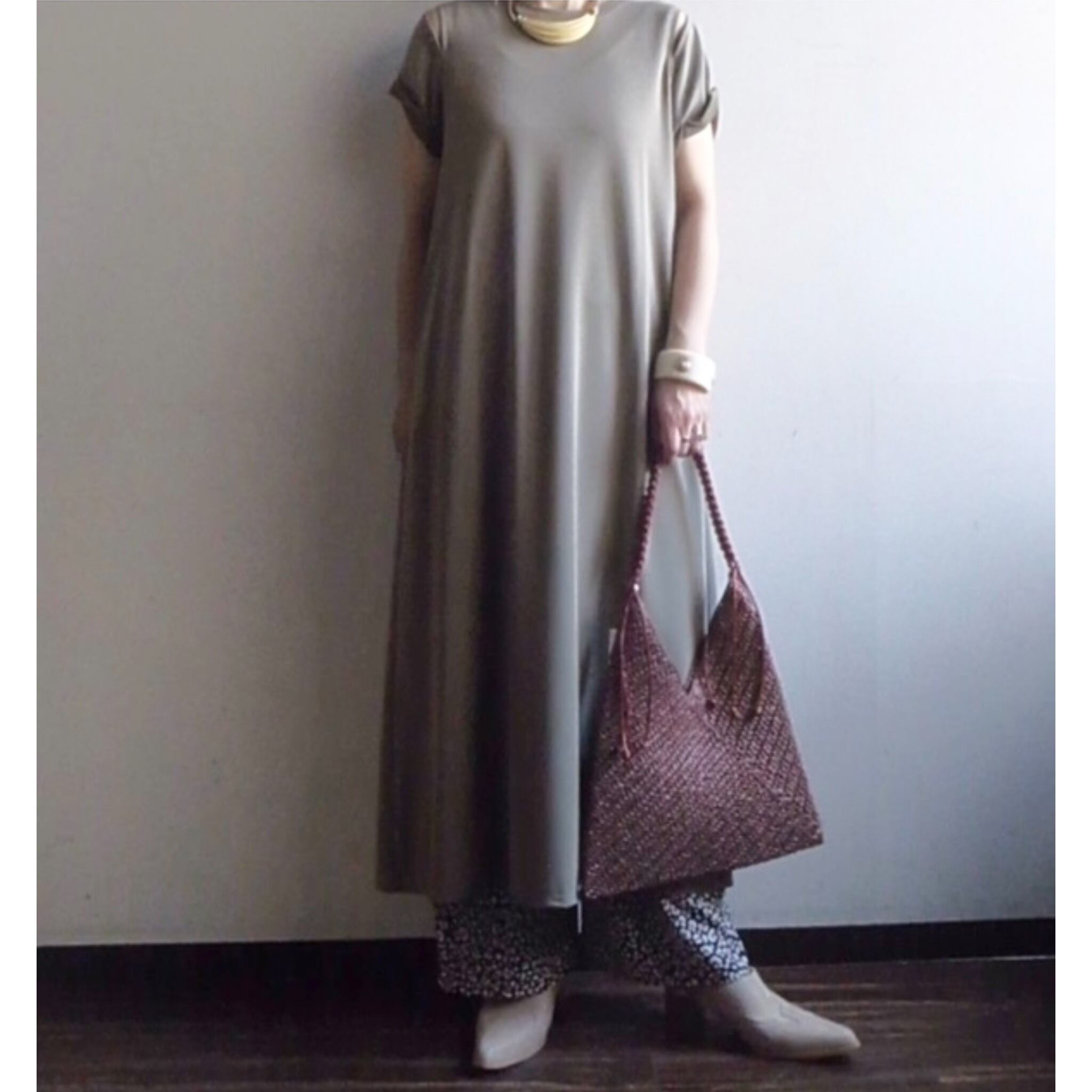 YENN/EYELET T-DRESS | Rbycocoryne