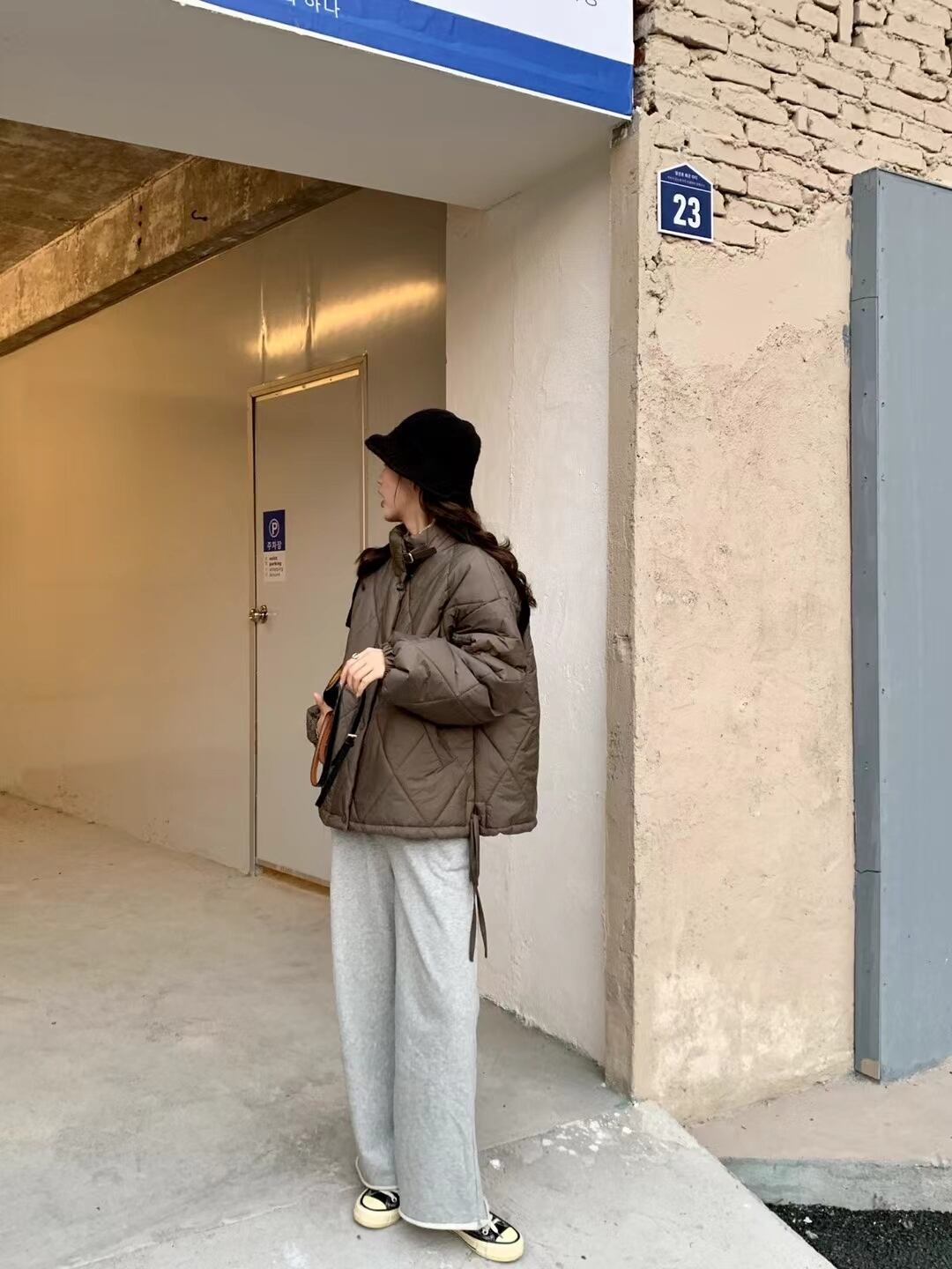 裾リボン中綿ブルゾン　AJ2205-515