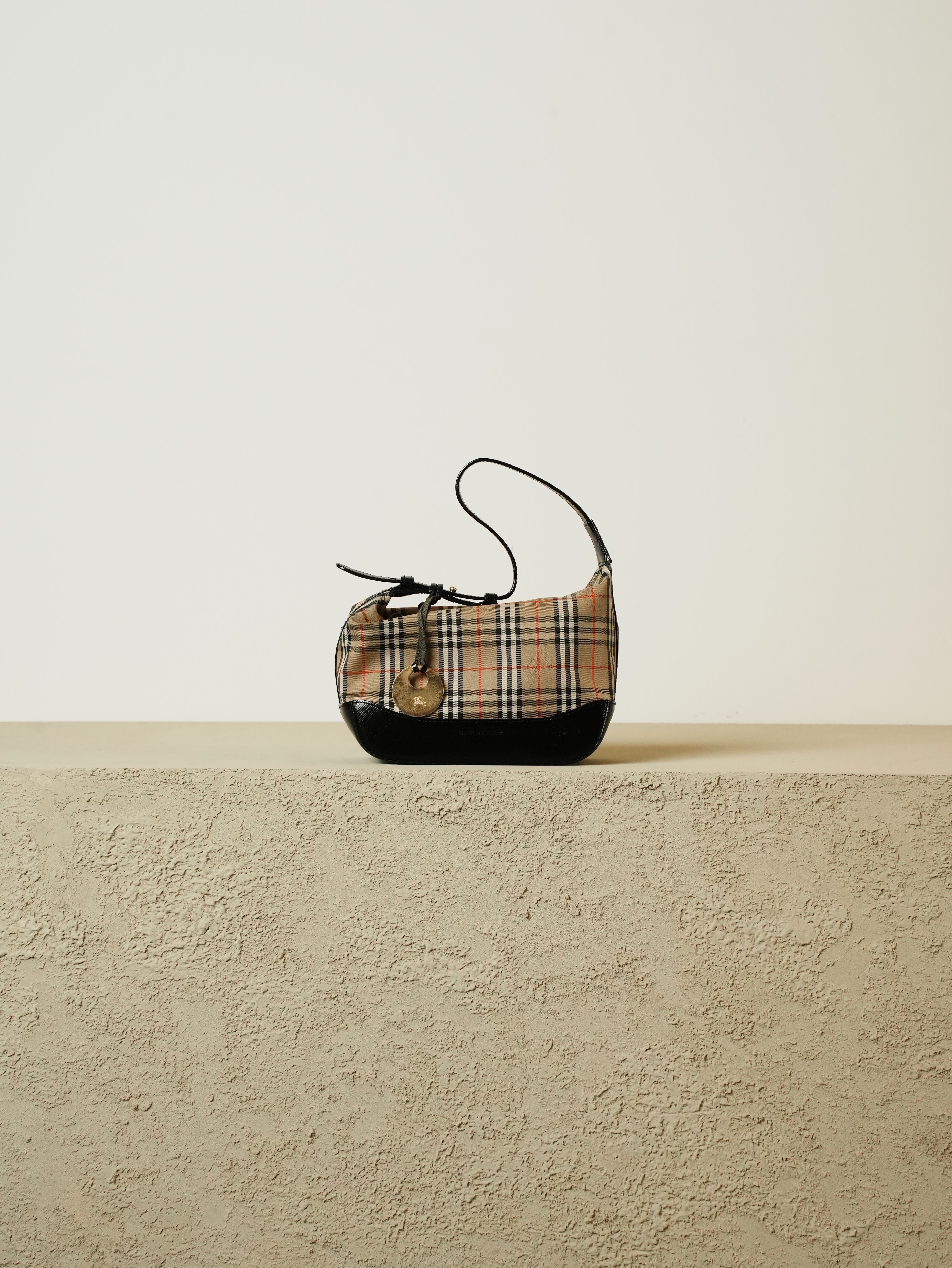 BURBERRY | Raum Vintage