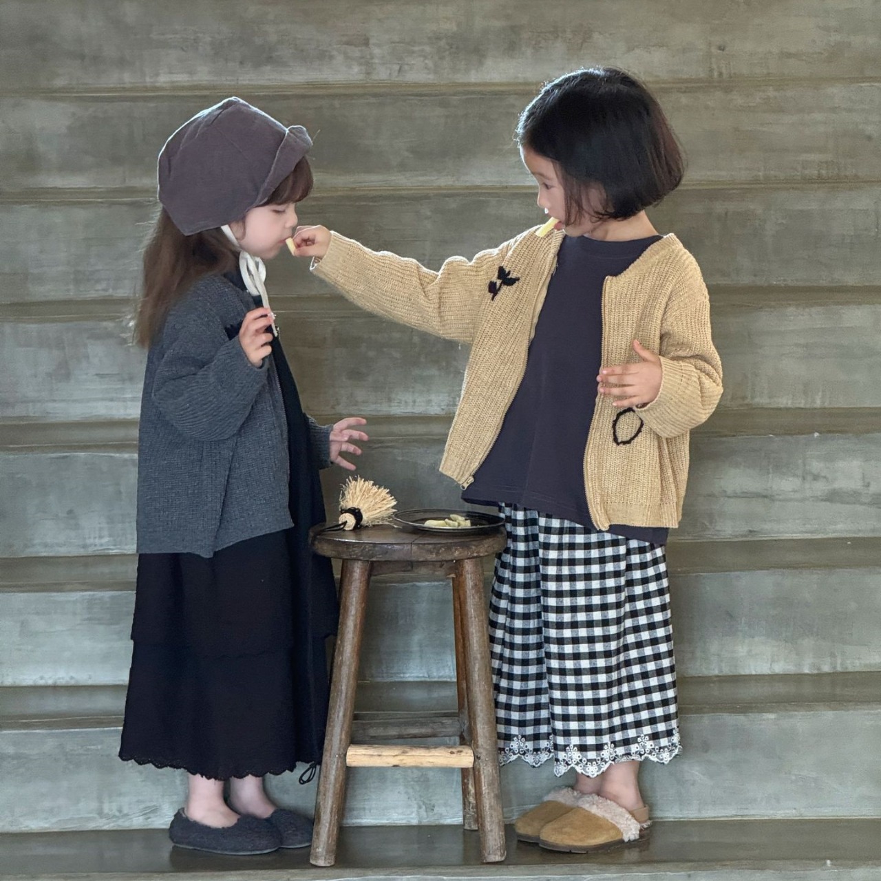 秋レトロ手作りかぎ針編み柄カーディガン