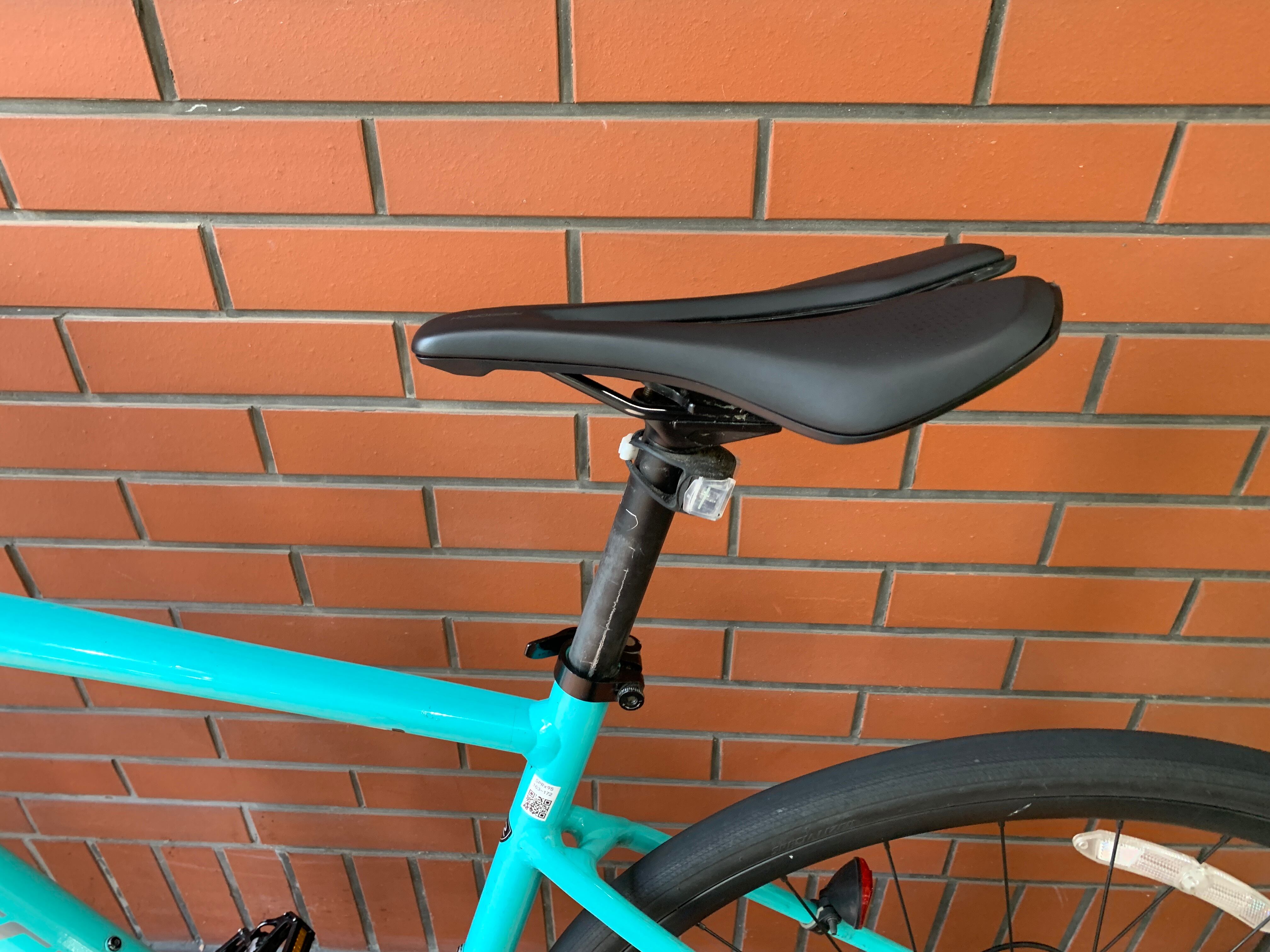 SPRx95) Specialized ALLEZ E5 DISC (Claris) / 万能ロードバイク 中古