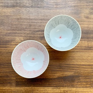 有田焼　高茶碗　錦小花糸十草（赤・黒）