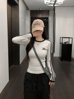 スリムトラックスタイルトップ　UH00030