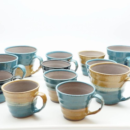 ツートンカラー　マグカップ（中）瑠璃色×ブルー【琉球焼 丸勇陶房】