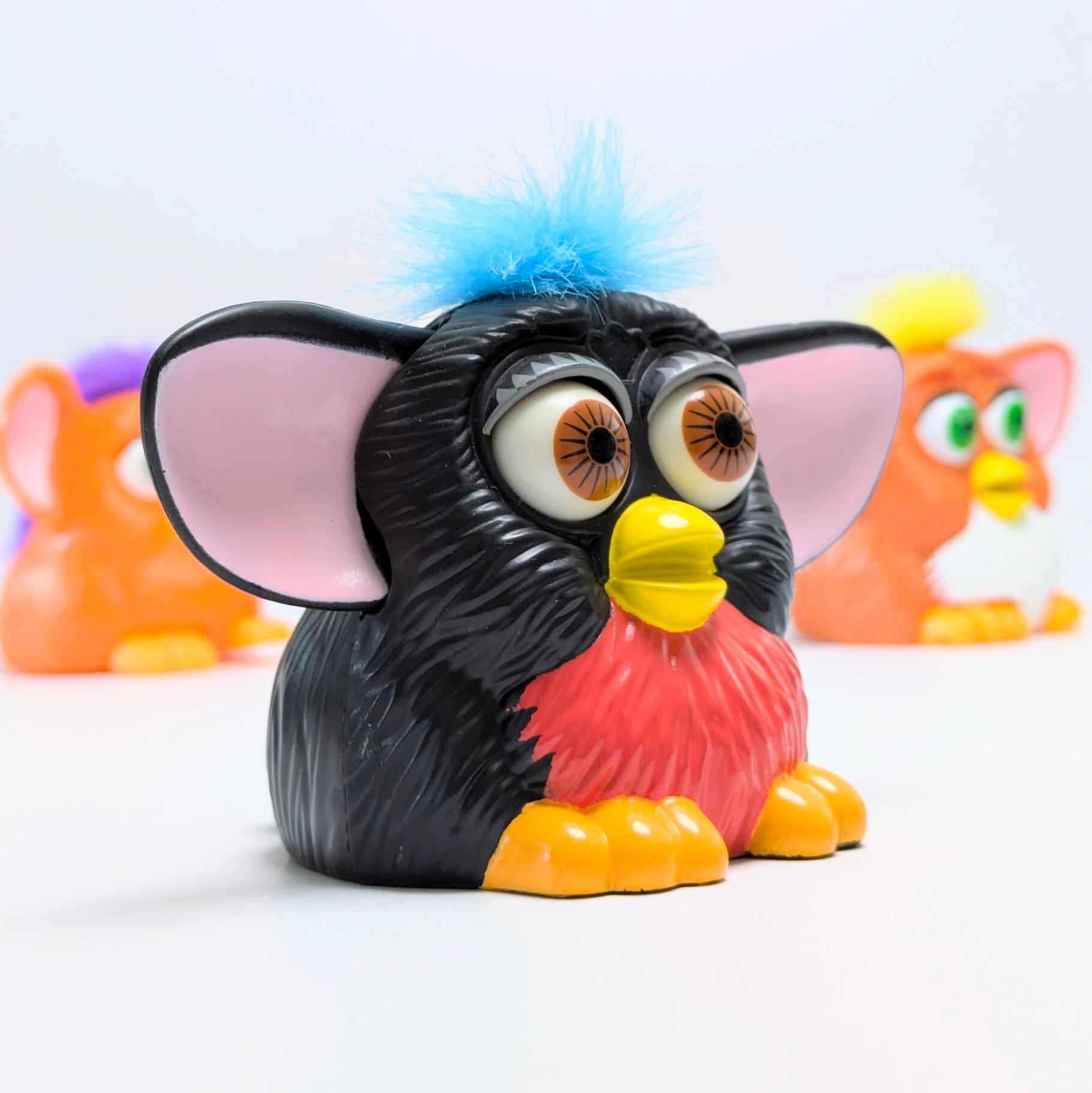 ☆ VINTAGE1998 ☆【 McDonald's × Furby ( ファービー )】 1998年マクドナルドミールトイ『ブラック ブルーヘアー』ハッピーミール　〚アメリカン雑貨 アメトイ〛