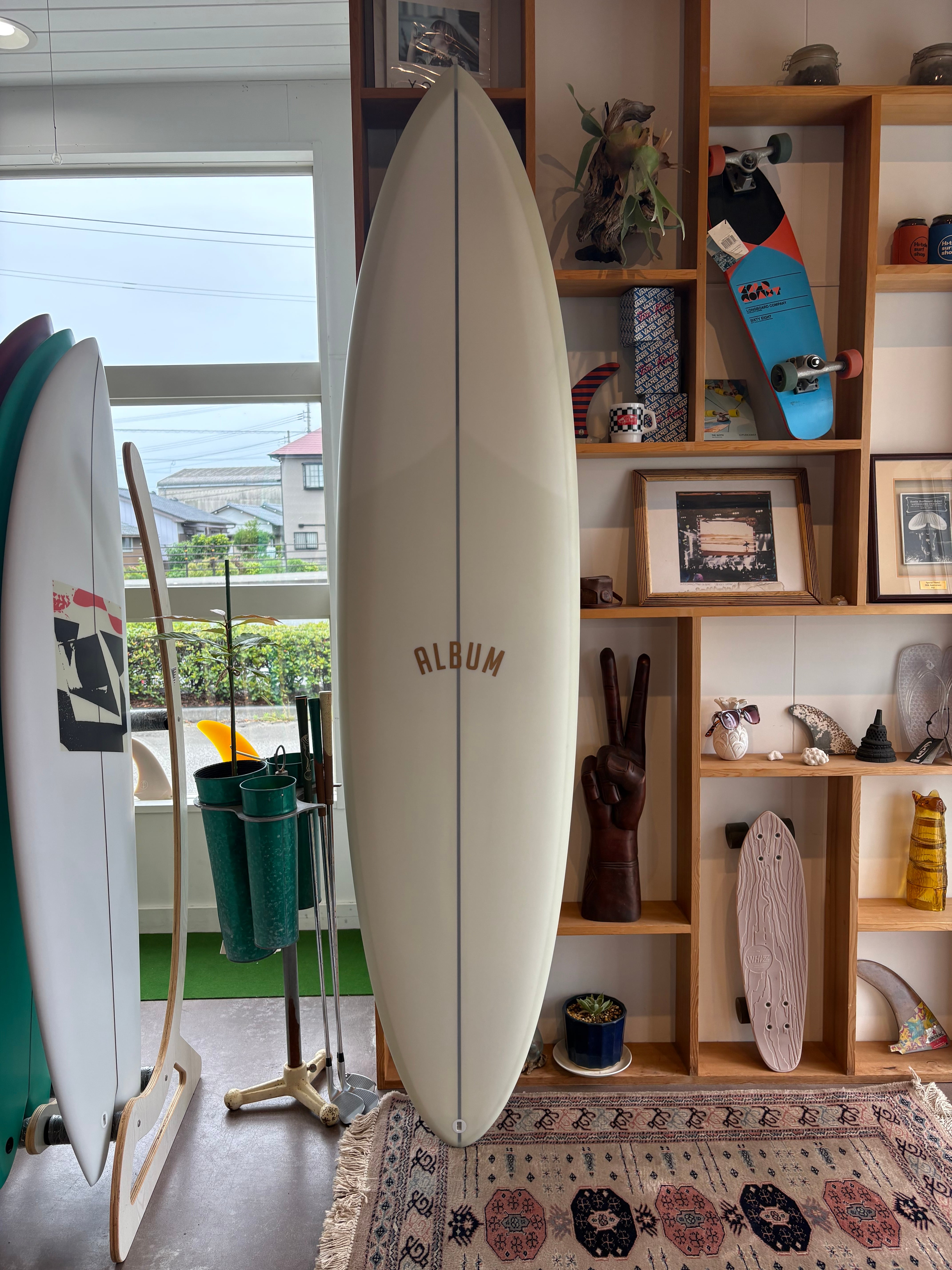Hi-tide surf shop
