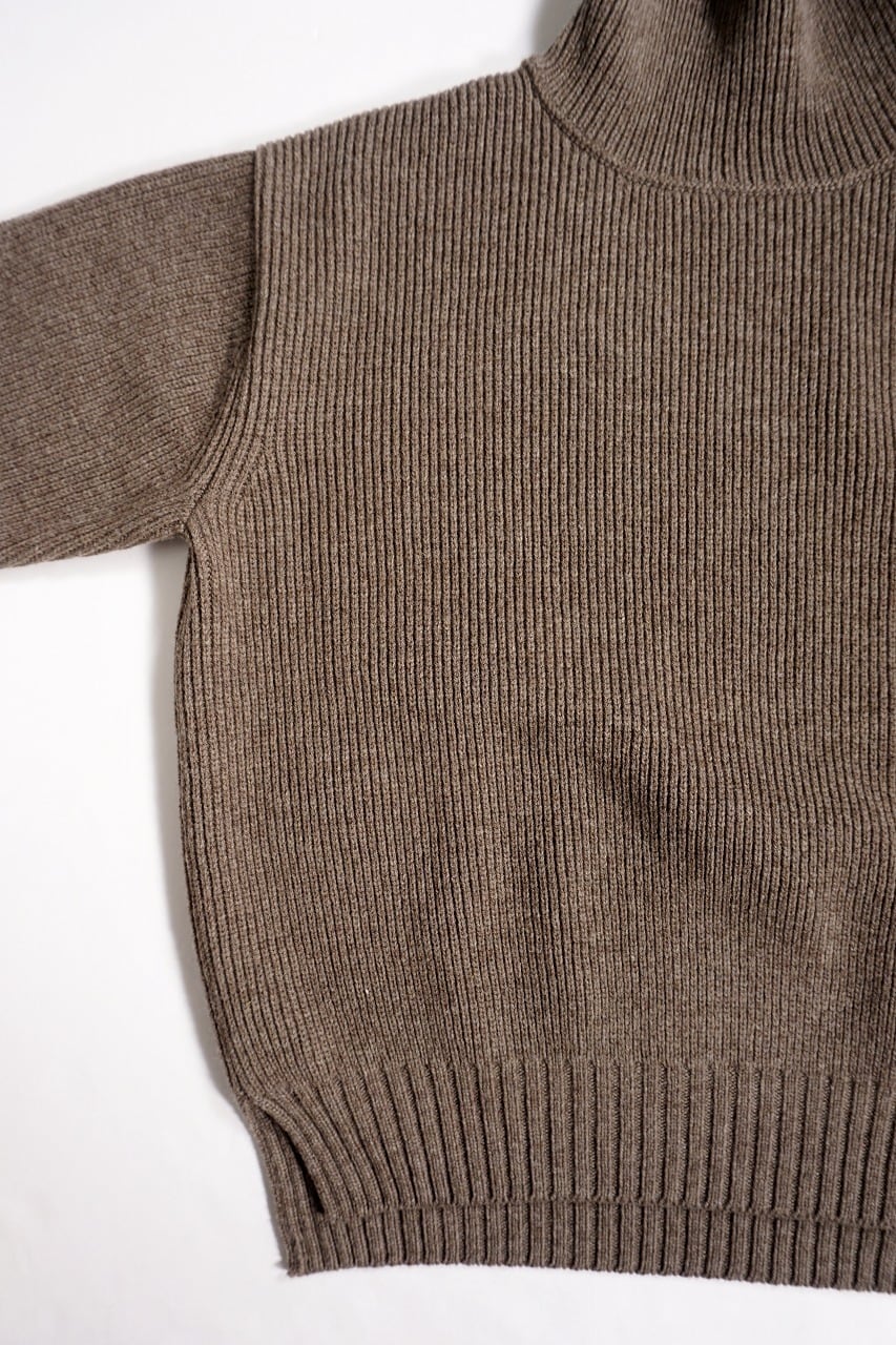 Hand Framed High Neck P/O