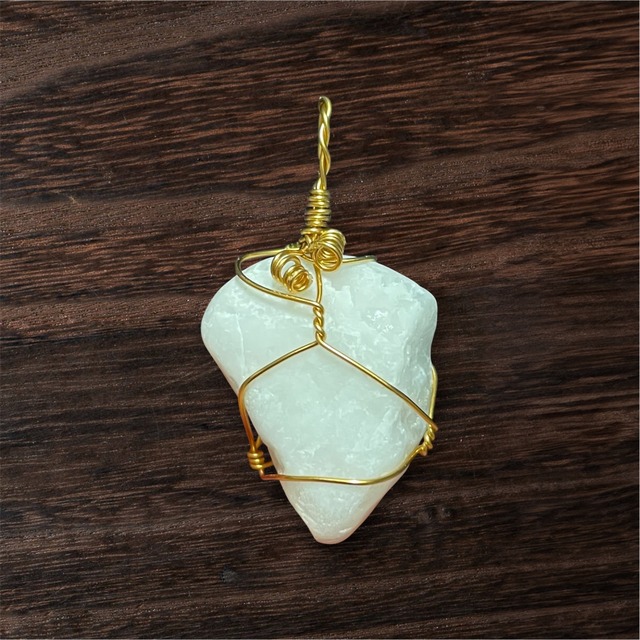 5) 日本人の「心」に寄り添う御守り！深い変容と変革「糸魚川石英」ミニ原石PT