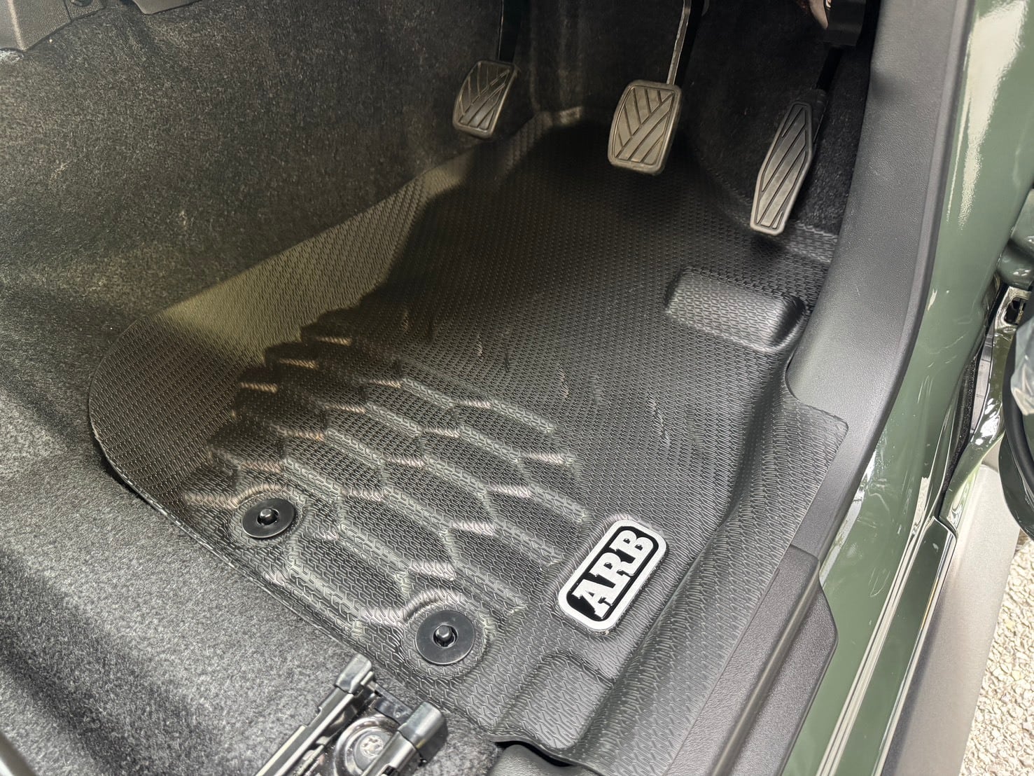 ARB スズキジムニーノマド JC74 MT専用 ARBフロアマット | FD-camp