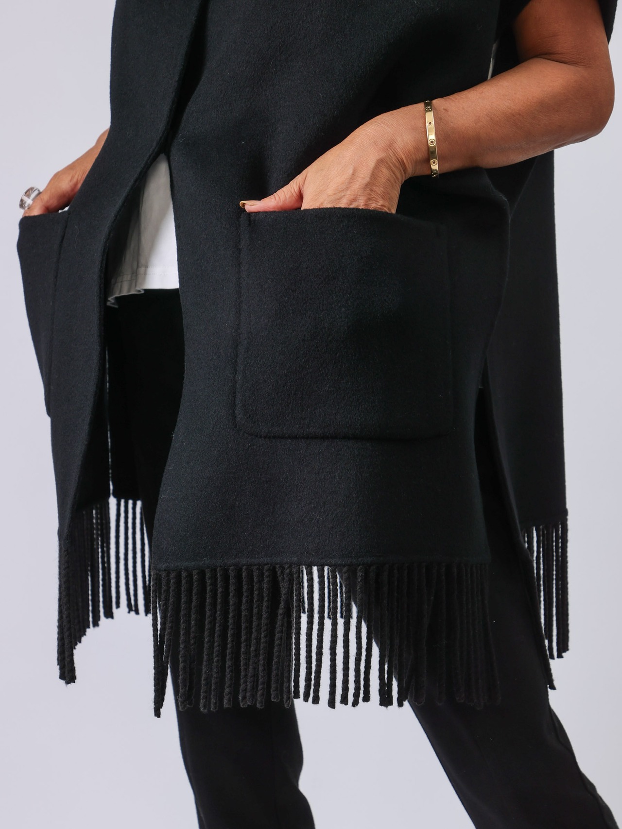 Mylanka（裾フリンジポンチョ）