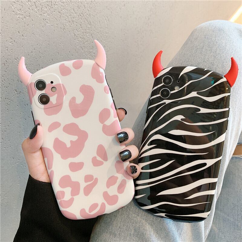 ハロウィン iPhoneケース・スマホケース 牛の角 かわいい 全2色