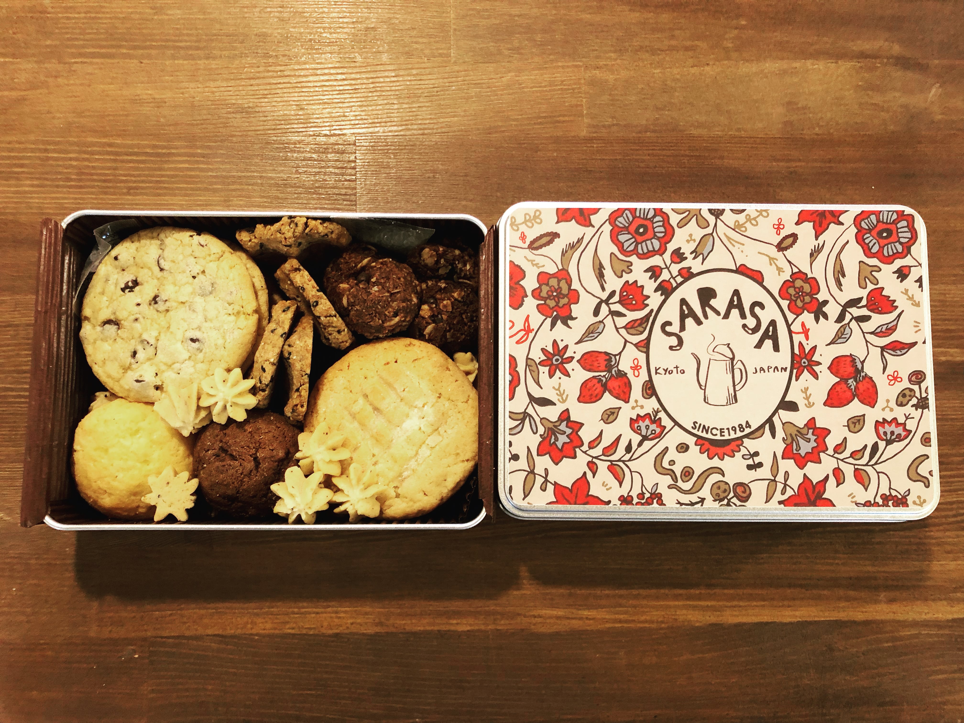 Sarasa クッキー缶 Mサイズ さらさ焼菓子工房