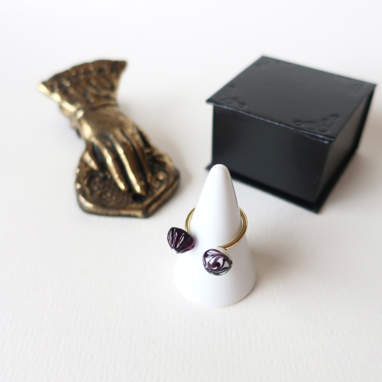 モモ・ホウセキ商会　No.64