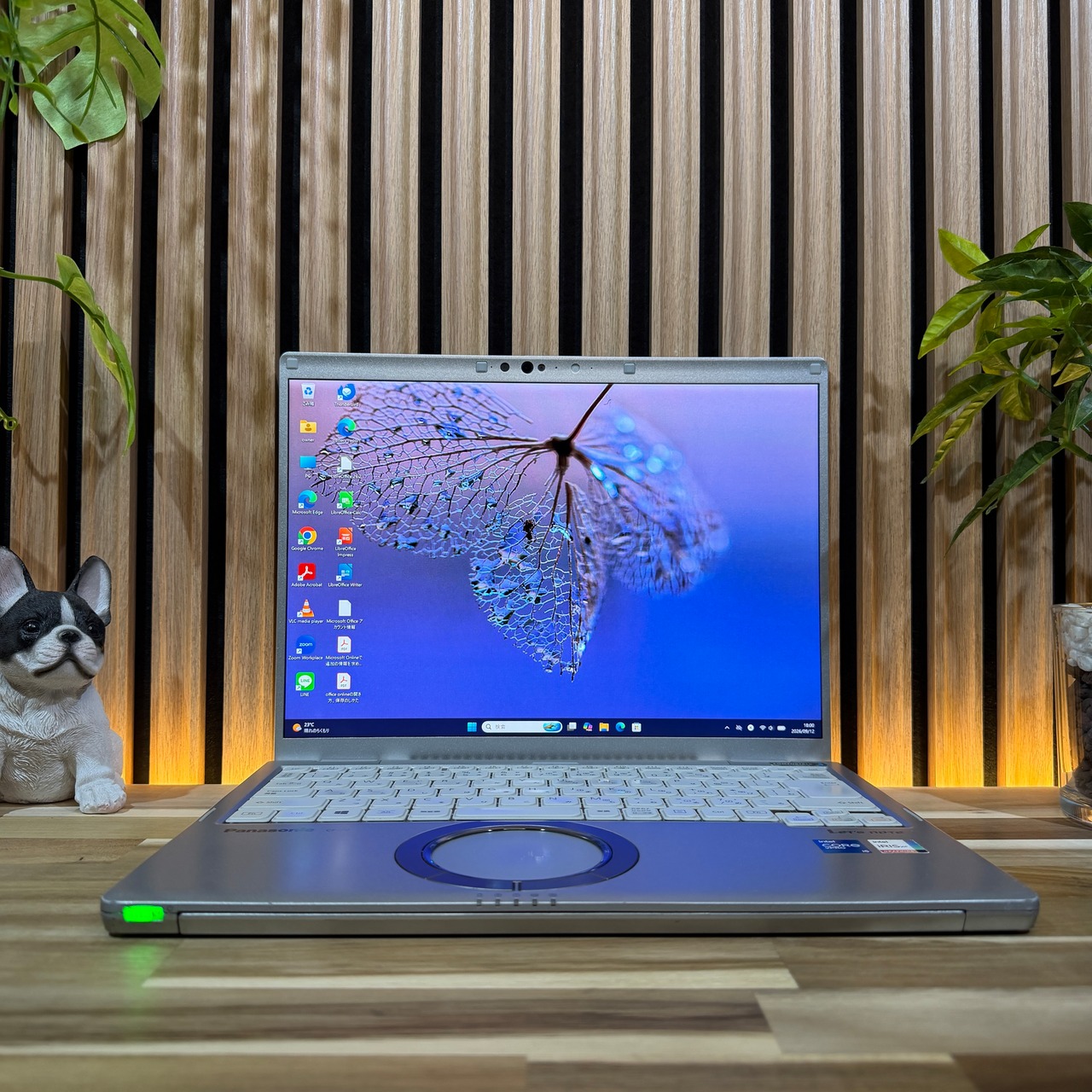 ☘️2K高画質☘️2022年発売‼️レッツノート FV1☘メモリ16GB☘️SSD256GB☘️第11世代 Core i5☘️ノートパソコン