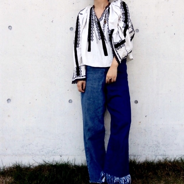 Romanian embroidery blouse1