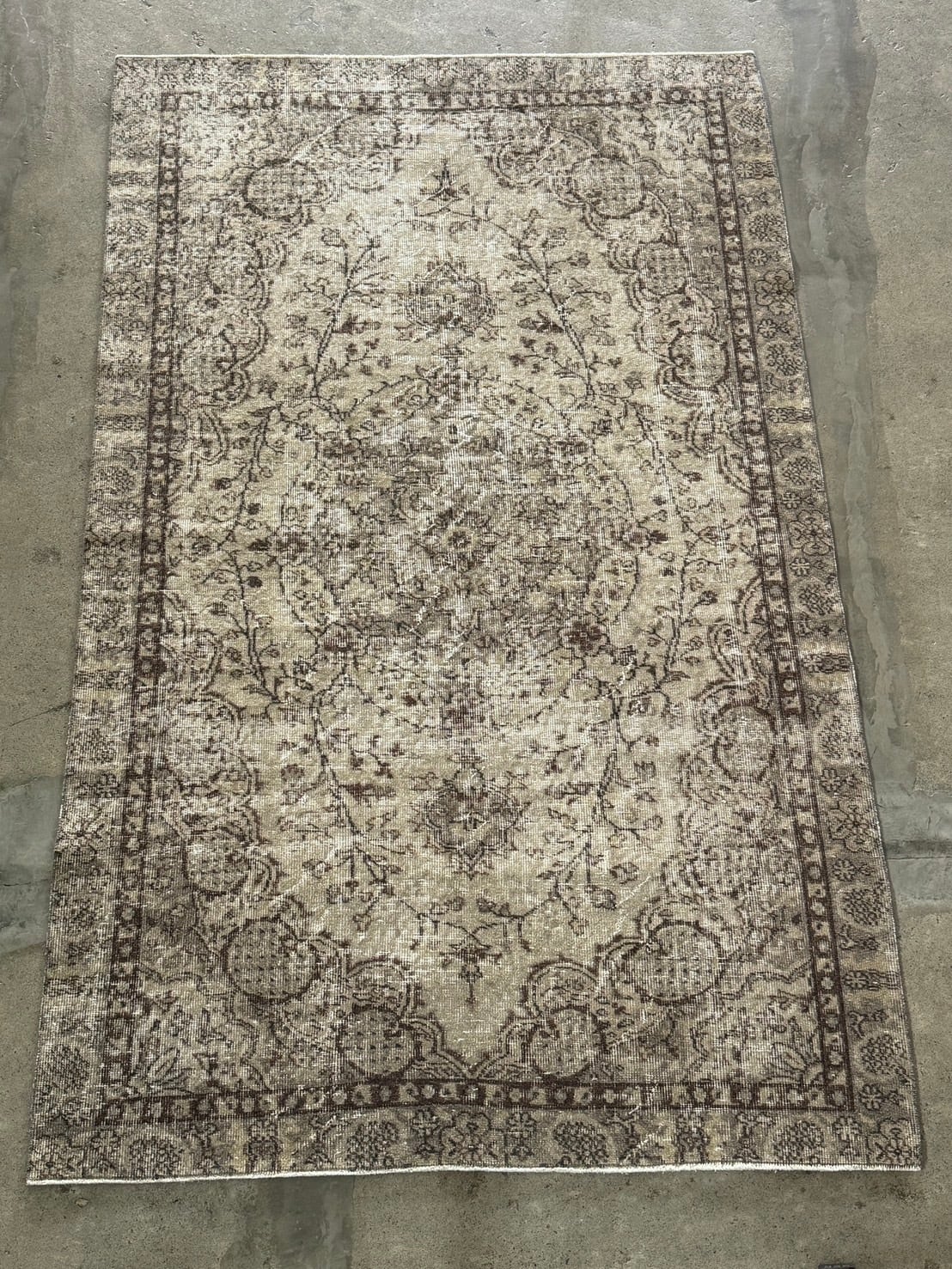 Antiques&Crafts880