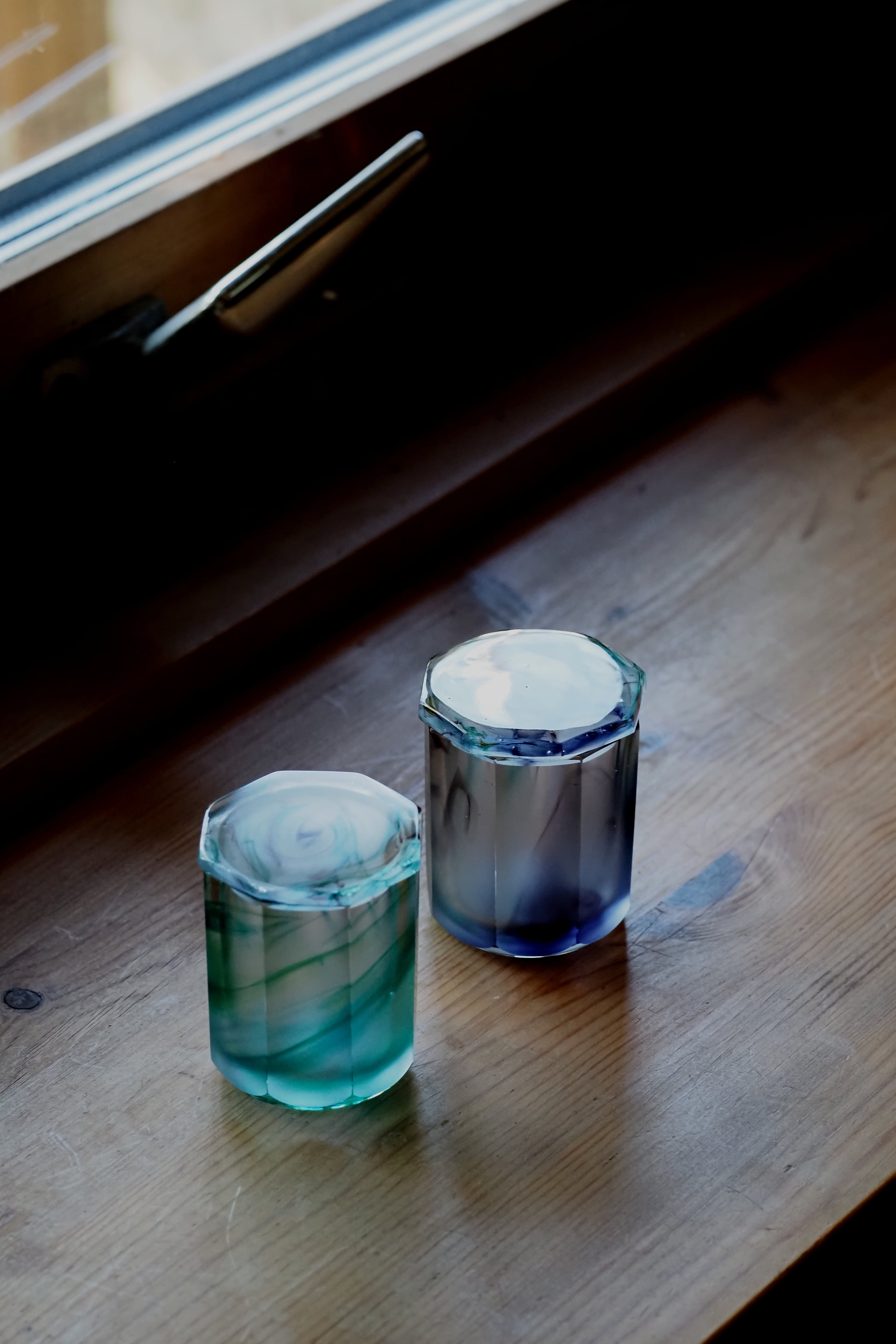 大迫友紀 67. 墨流しのフタモノA | 陶屋なづな