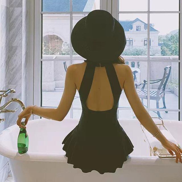 水着 レディース ワンピース 体形カバー 20代 30代 40代 ホルターネック 夏 オールインワン シンプル 大人っぽい バックオープン 大きいサイズ ビーチ プール ブラック M/L/XL/2XL