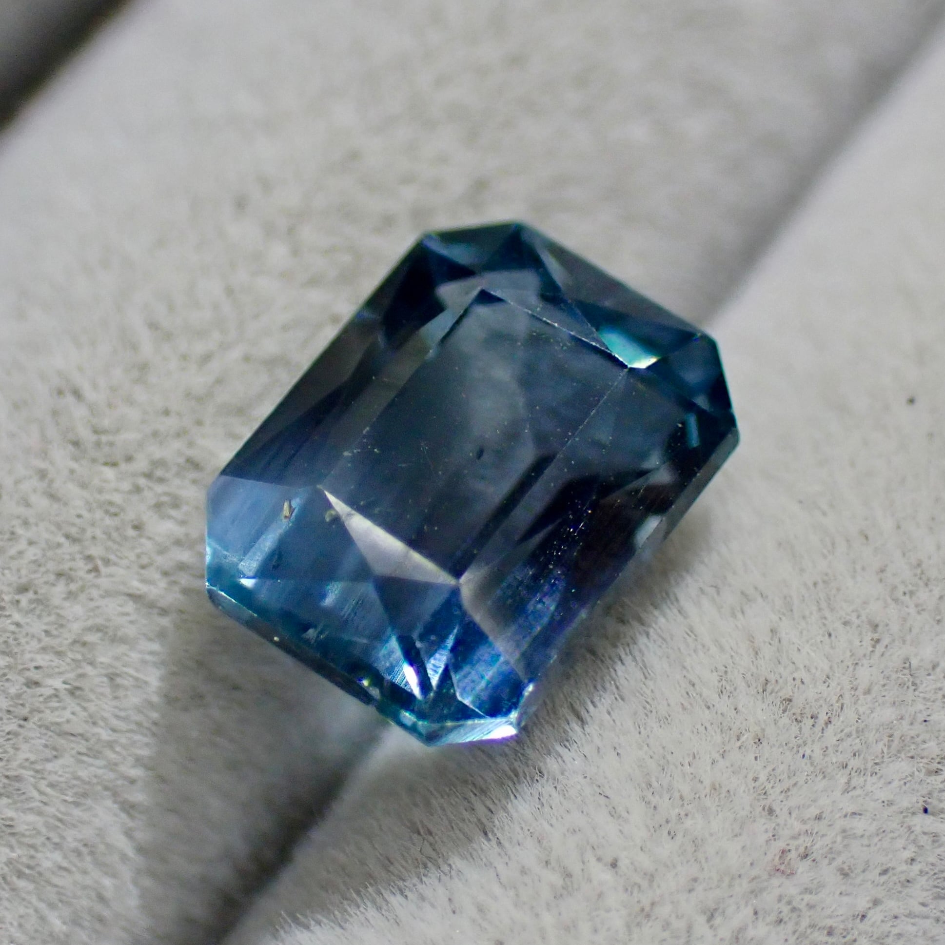 Blue Apatite 7.9×6.0mm 2.15ct Zimbabwe | One Loose