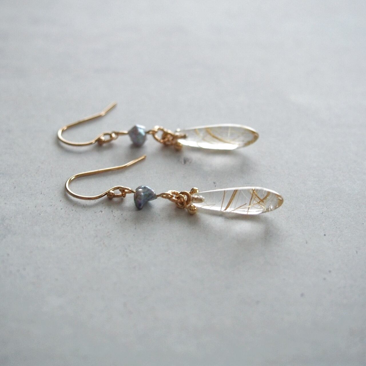 ルチルクォーツ ロングドロップ ピアス