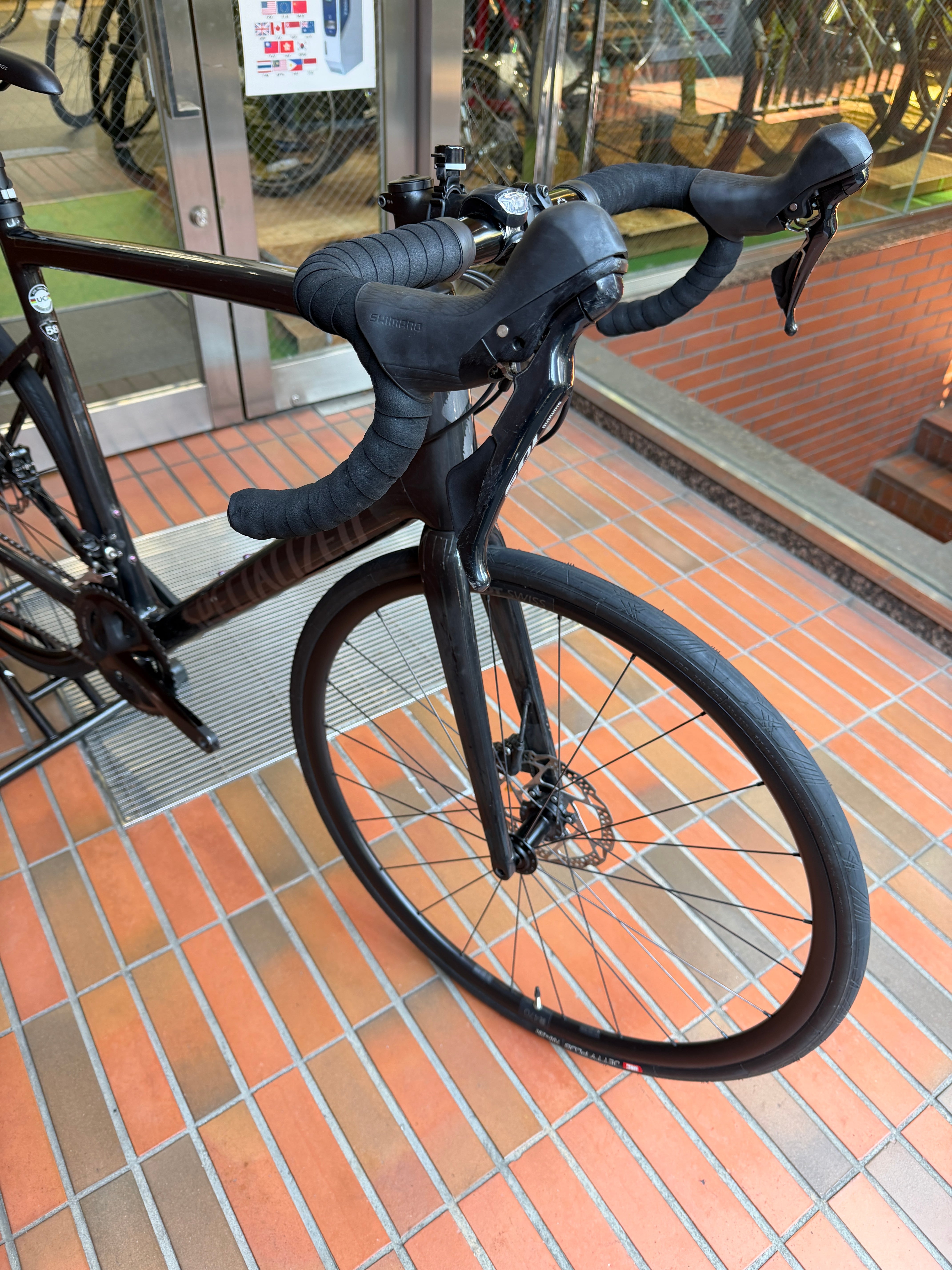 SPRv14) Specialized TARMAC SL6 SPORT-SHIMANO 105 / 最高の走行特性