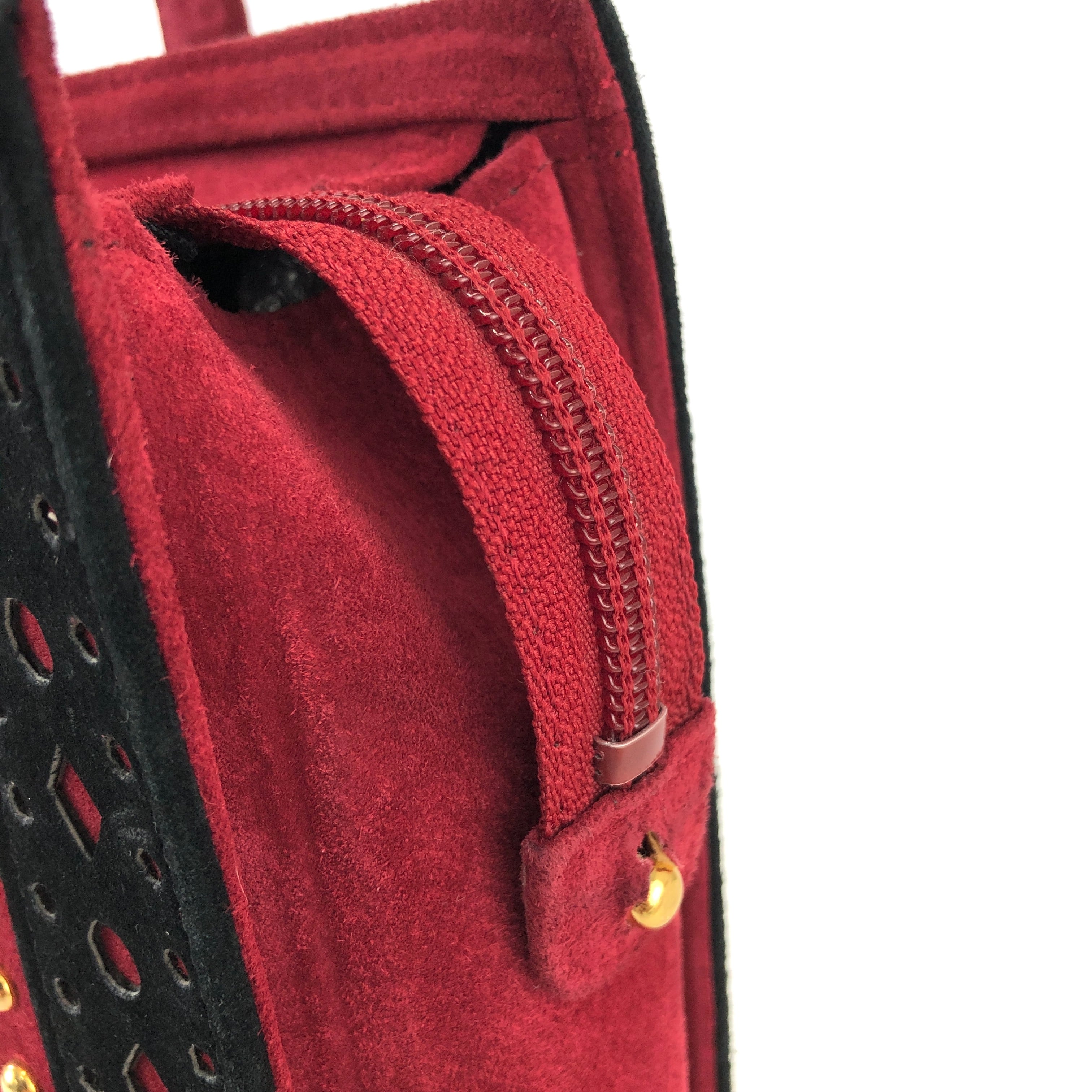 Yves Saint Laurent イヴ サンローラン スタッズ ダイヤカット Yves Saint Laurent イヴ サンローラン スタッズ ダイヤカット