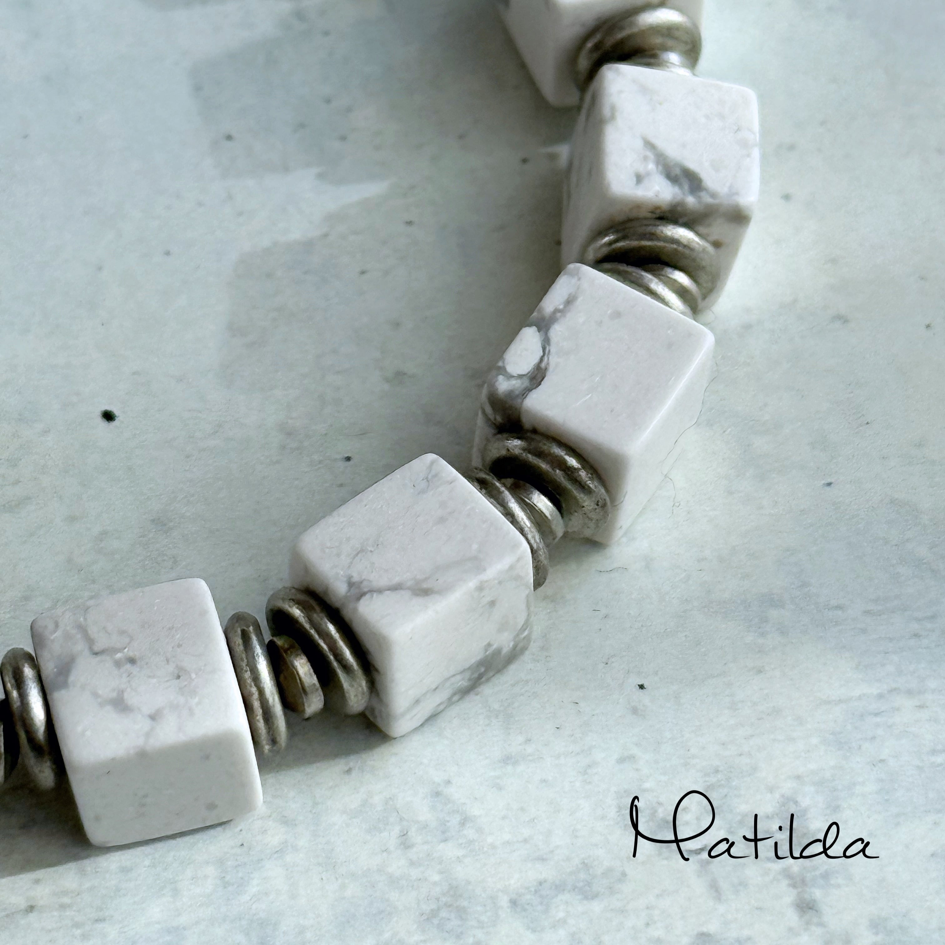 tumble bracelet(ハウライト)