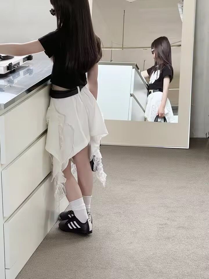 ベルト付きサイドロングスカート