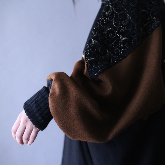 "刺繍" shoulder and switching design high-neck zip-up dolman sleeve wool coat