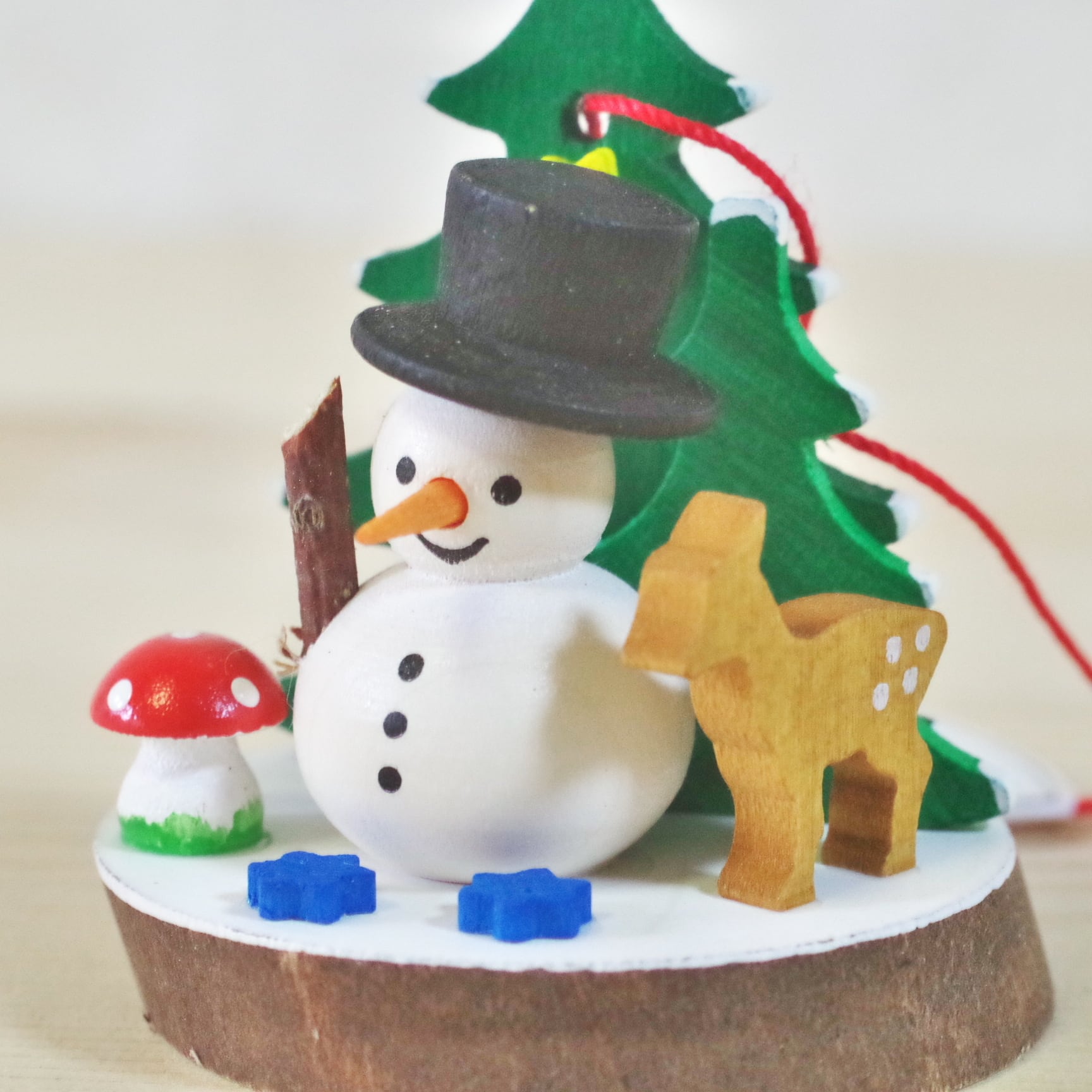ウルブリヒト オーナメント 切り株と雪だるま | 木のおもちゃ専門店