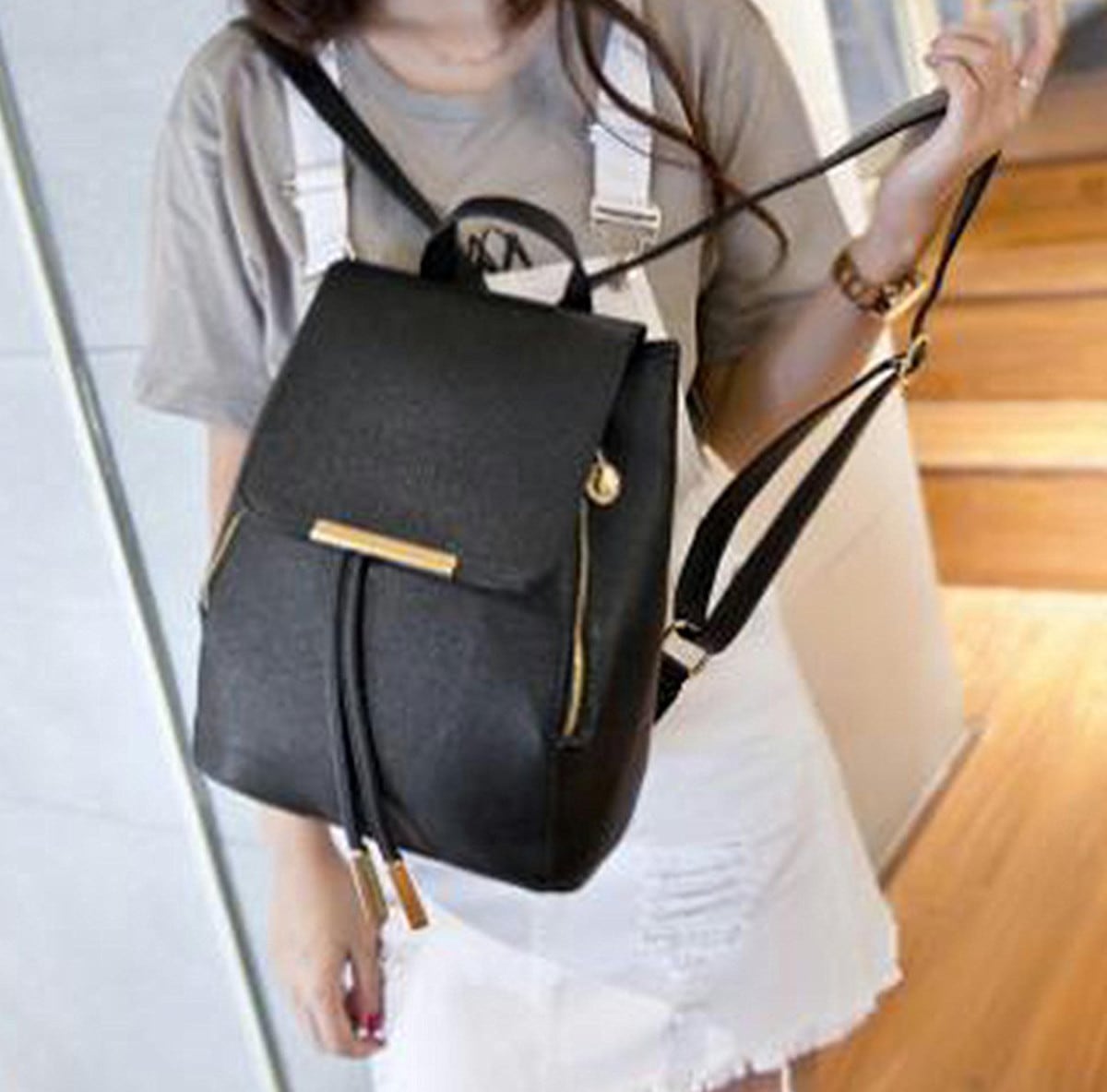 シンプル 合皮 リュック バッグ 通勤 通学 PU リュックサック 大人 かわいい おしゃれ レディース ファッション (ブラック)