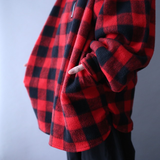 "Marlboro" reversible XXL over silhouette half-zip fleece pullover