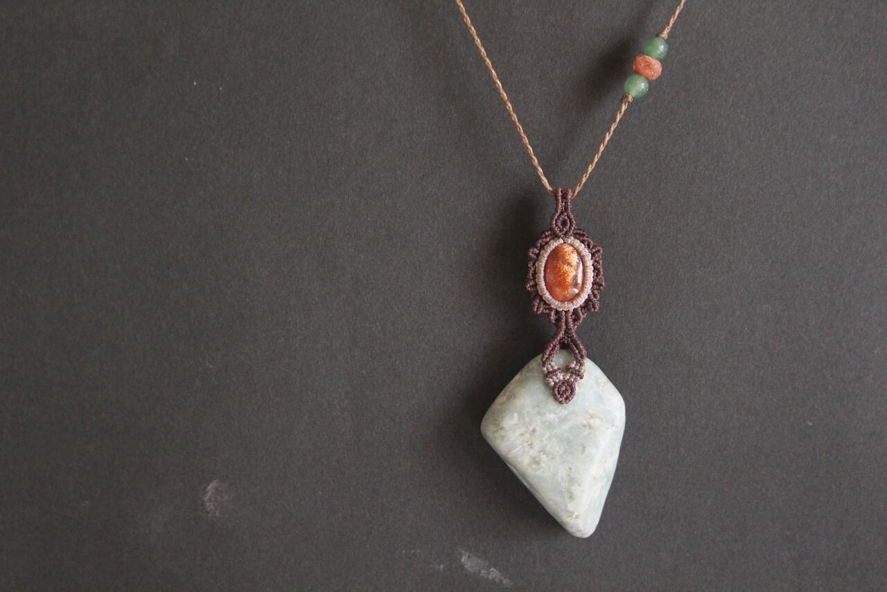 Itoigawa Jade & Sunstone micro macrame pendant