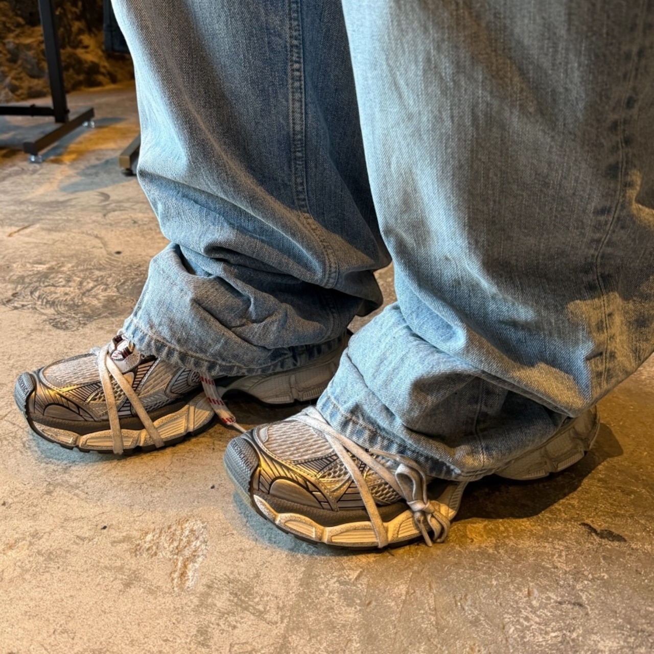 【BALENCIAGA】3XL - 7