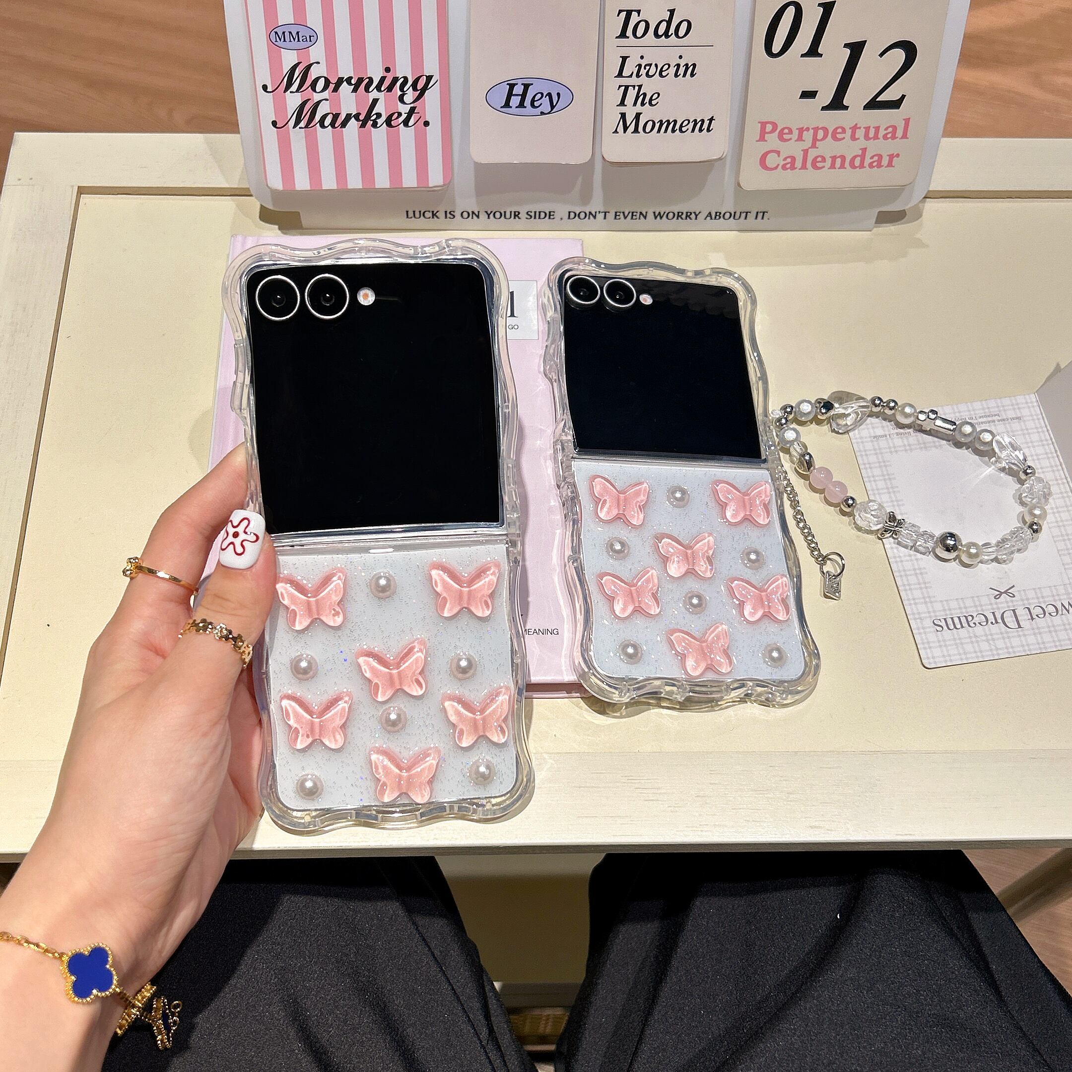 透明感 Galaxy Z Flip 7 6 5 4 3 ケース ウエーブフレーム かわいい