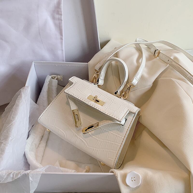 insオールマッチスモールバッグメスバッグ2020夏人気の新しいトレンディなワンショルダーポータブルケリーバッグネットレッドメッセンジャーバッグ 手作りハンドバック26404962695